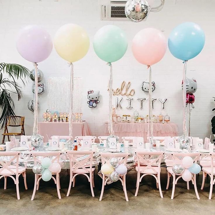 ITEM #725: Large Helium Balloon Centerpieces

Theme? Give us a Call or Fill out our Form. We can customize a Design for you! Send us an Email: info@garnished-events.com. INCLUDE: Item Number and Color Scheme. Budget. Date of Event. City & State.