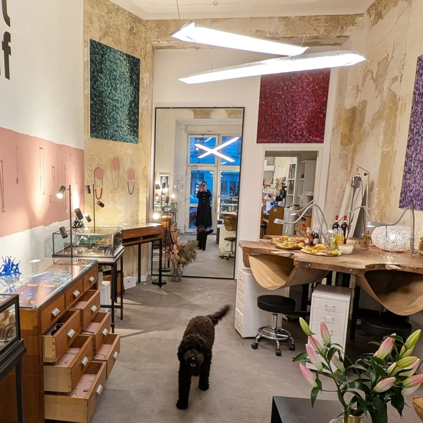 We&rsquo;ve made the What If studio extra cosy for autumn and for the exhibition now going on What if ...Jewellery meets Painting?✨🍂 Come by, take a little break, and pick out your next jewelry piece made by our resident and visiting artists and pai