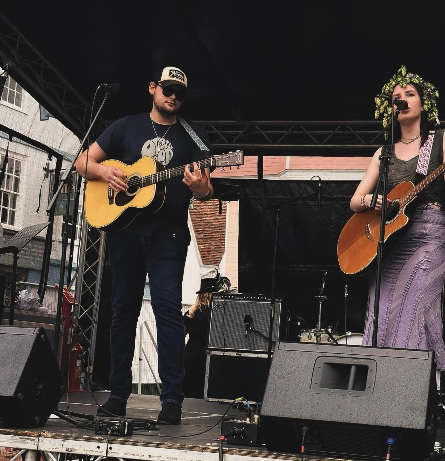 Few more pictures from the @favhopfest acoustic set with @mollyfletcherhebden - was so much fun !!
#music #acousticguitar #martin #martinacoustic #musician #guitarist #performance #gig #festival