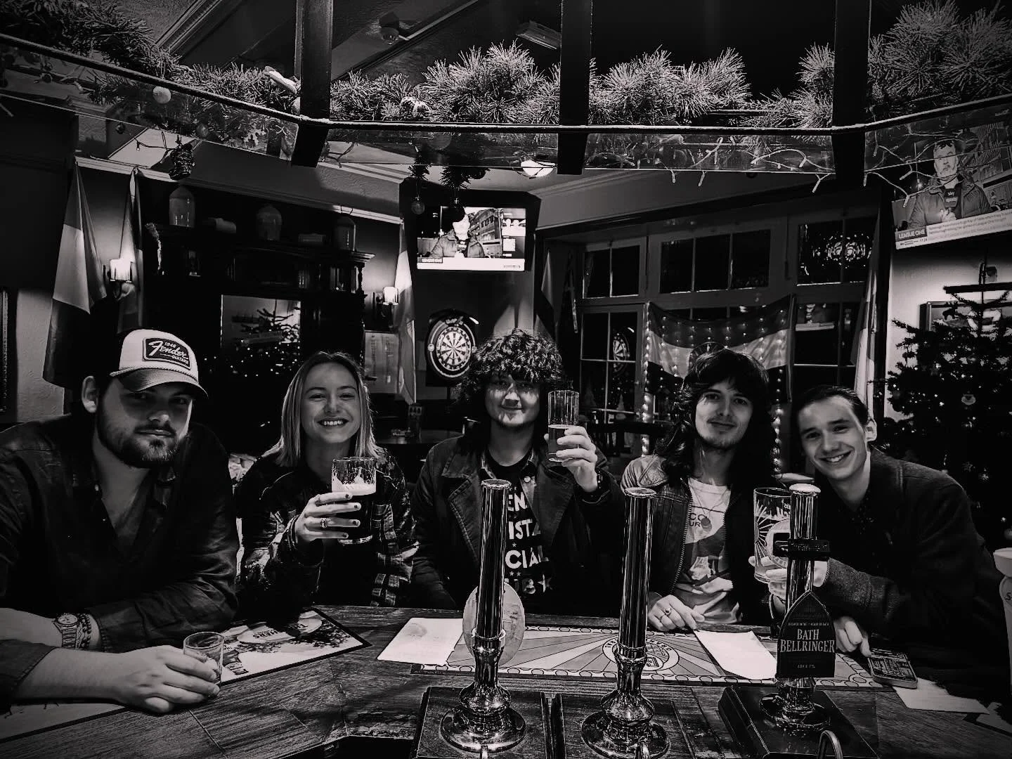 First gig complete !! Thank you all so much for coming out and supporting us - it was such a great evening, with some fantastic performances from @tarnmatthias and @vanstadensband !! - the Arthur cook back will be back, bigger - better - and louder ?