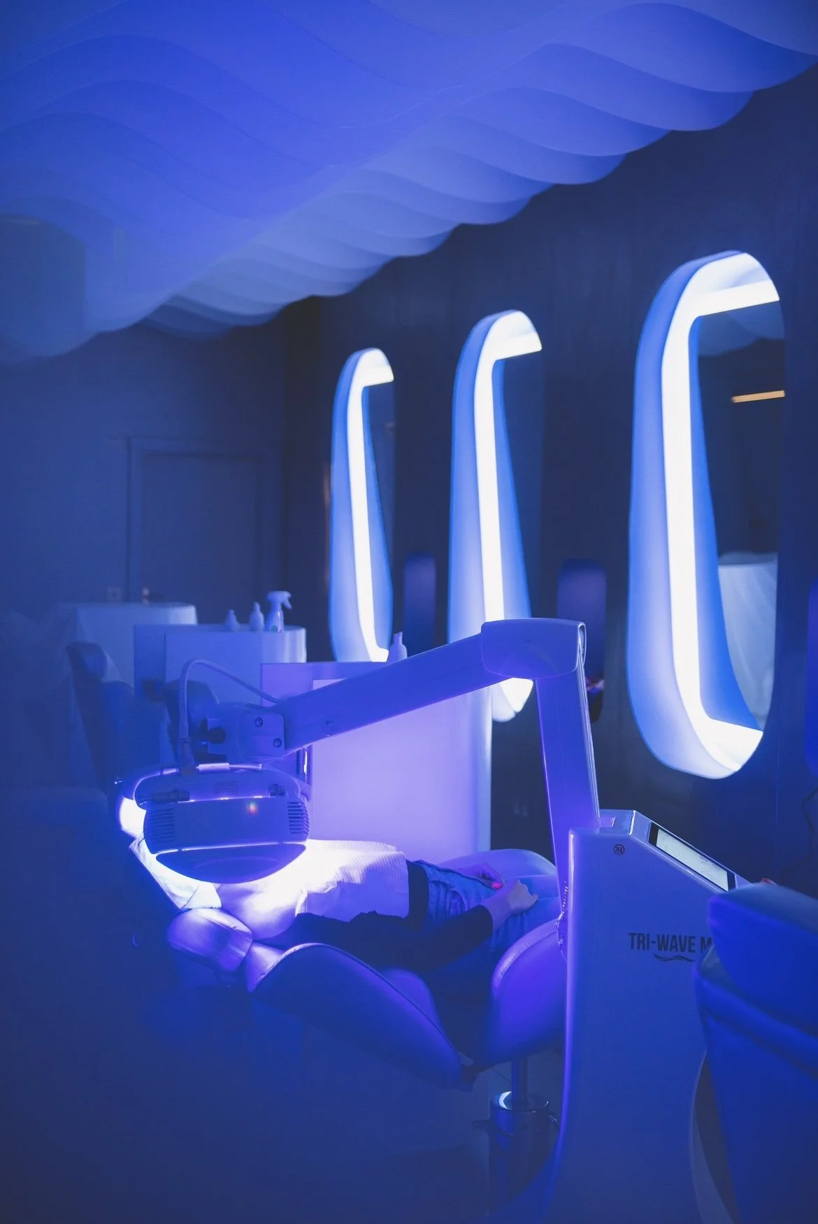 LED Therapy: The Light That Transforms Skin