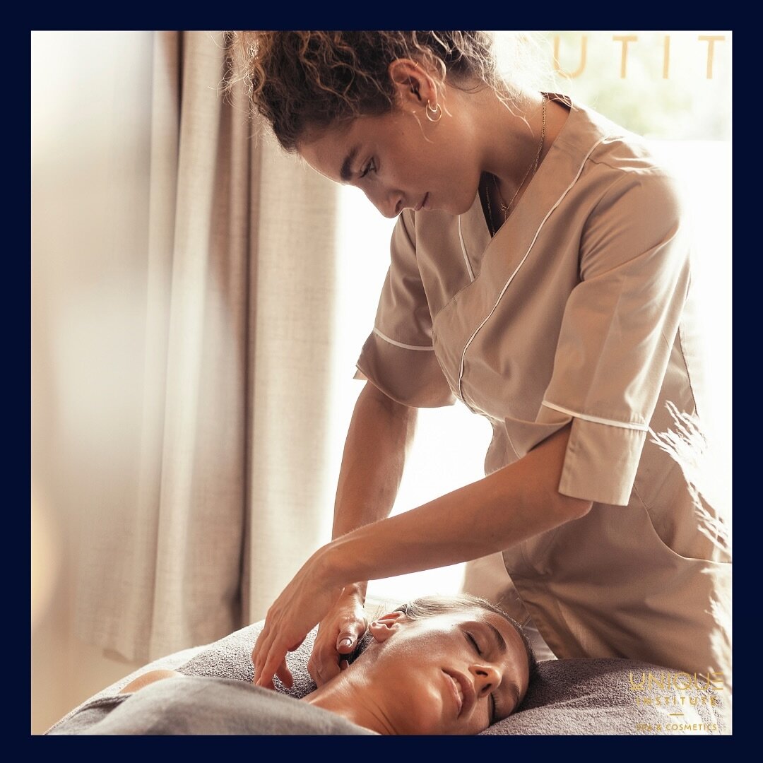𝐹𝒜𝒞𝐸 𝑅𝐼𝒯𝒰𝒜𝐿 𝒯𝒪𝒰𝒞𝐻 ✨

Un momento dedicato interamente al benessere della vostra pelle e della vostra mente. Questo trattamento &egrave; progettato per rilassarvi profondamente e rigenerare la vostra pelle, rendendola radiosa e luminosa.