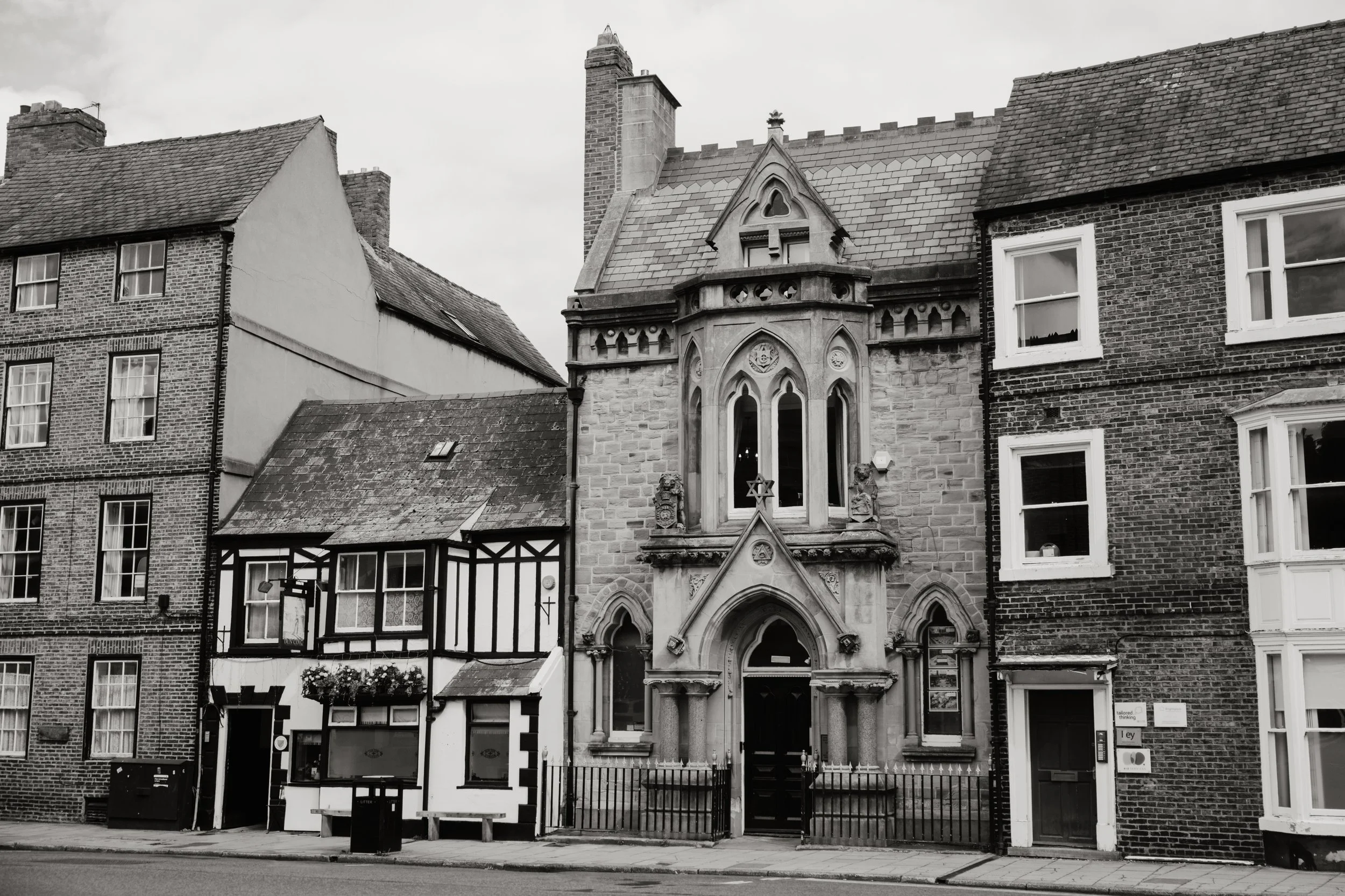 Laura & Cain-001.jpg