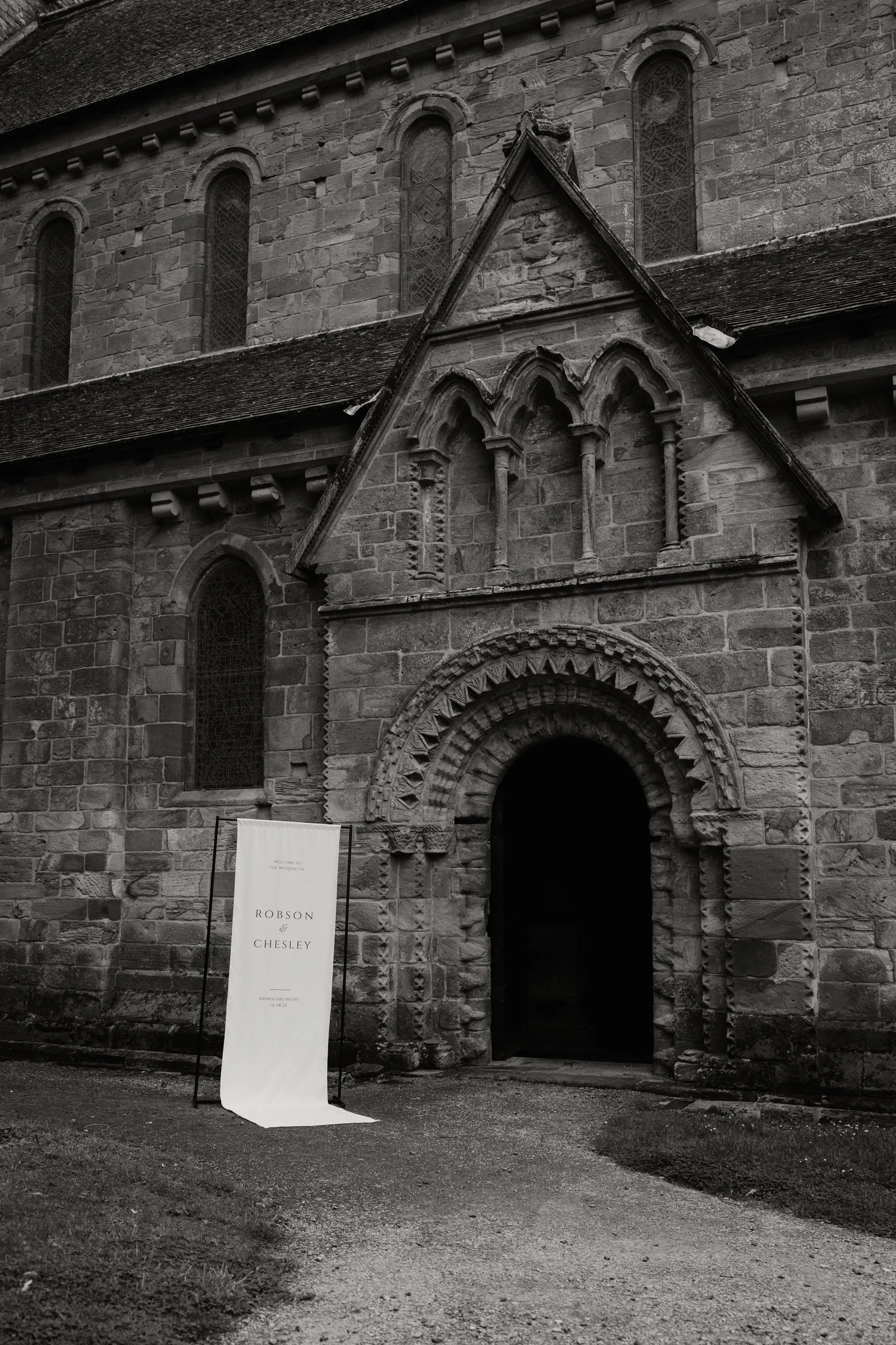 Chesley & Robson-005.jpg