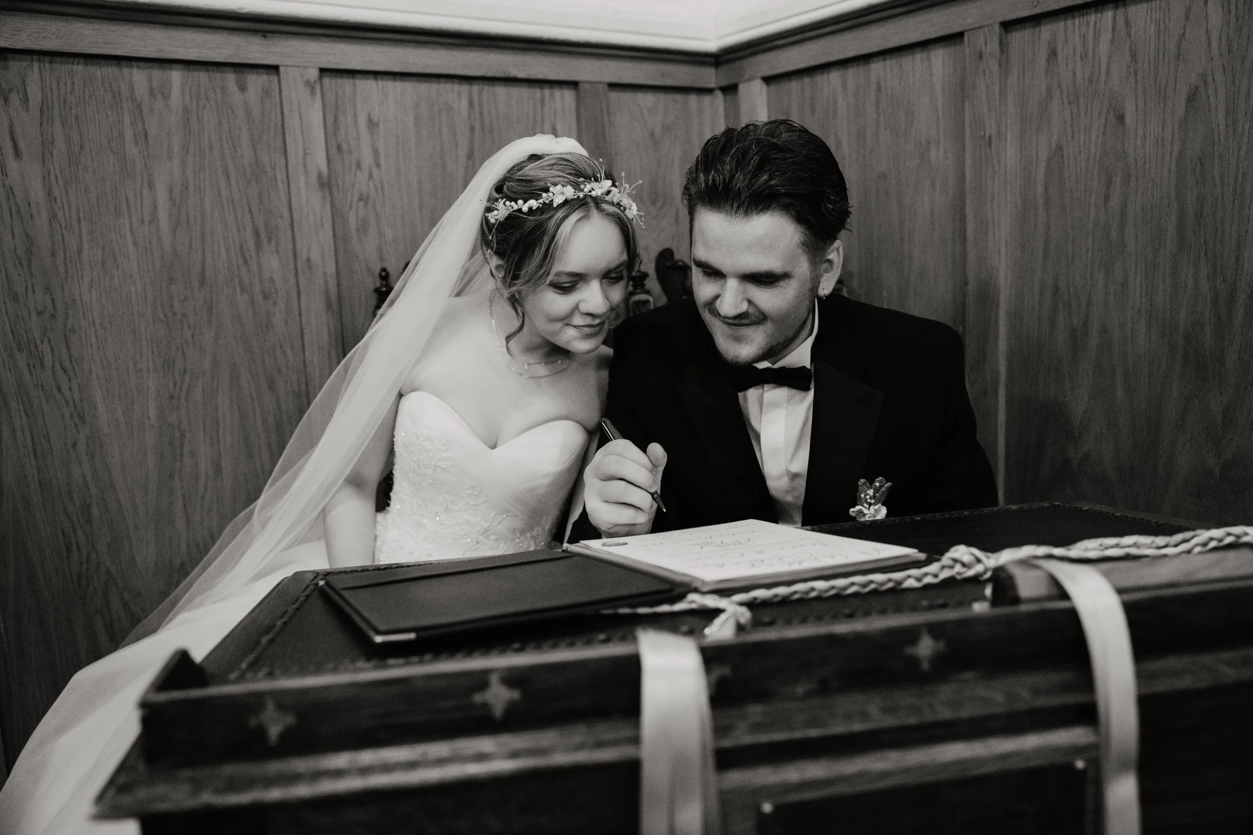 Laura & Cain-052.jpg