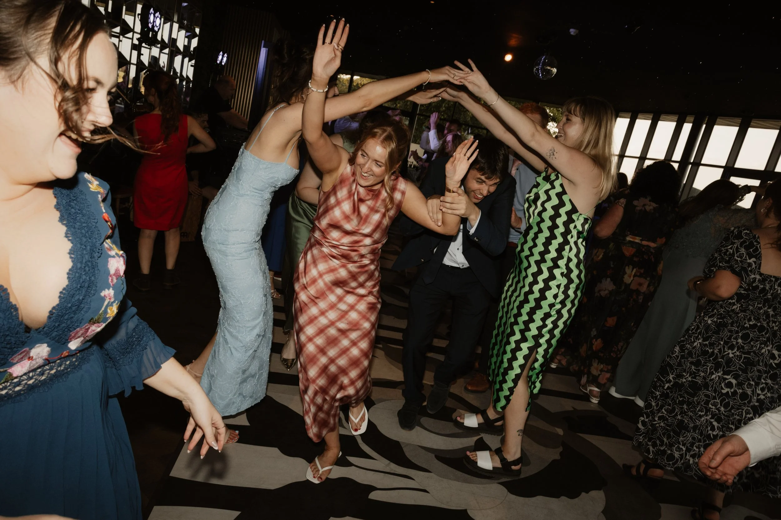 Kirsty & Josh -157.jpg