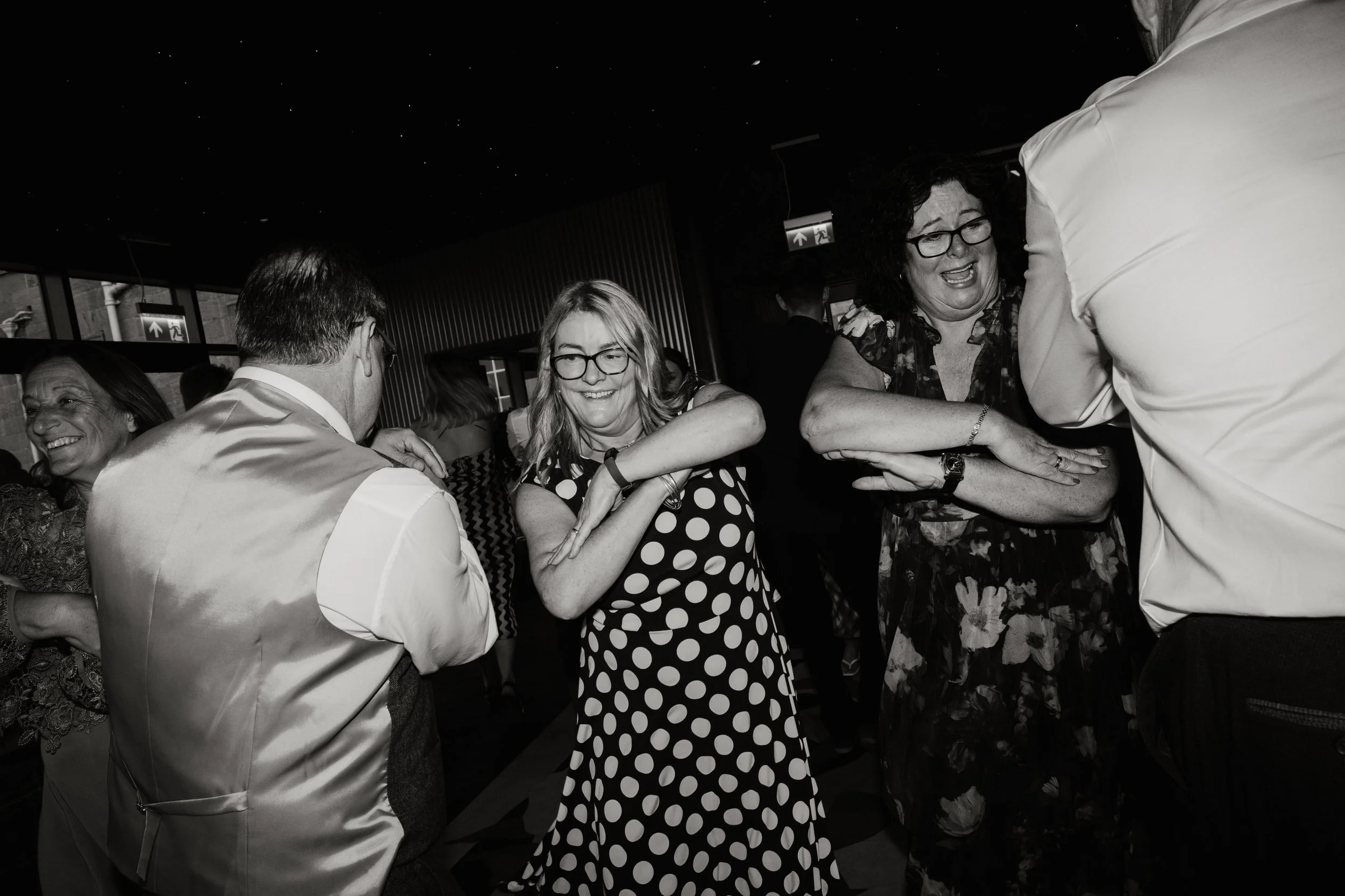 Kirsty & Josh -156.jpg