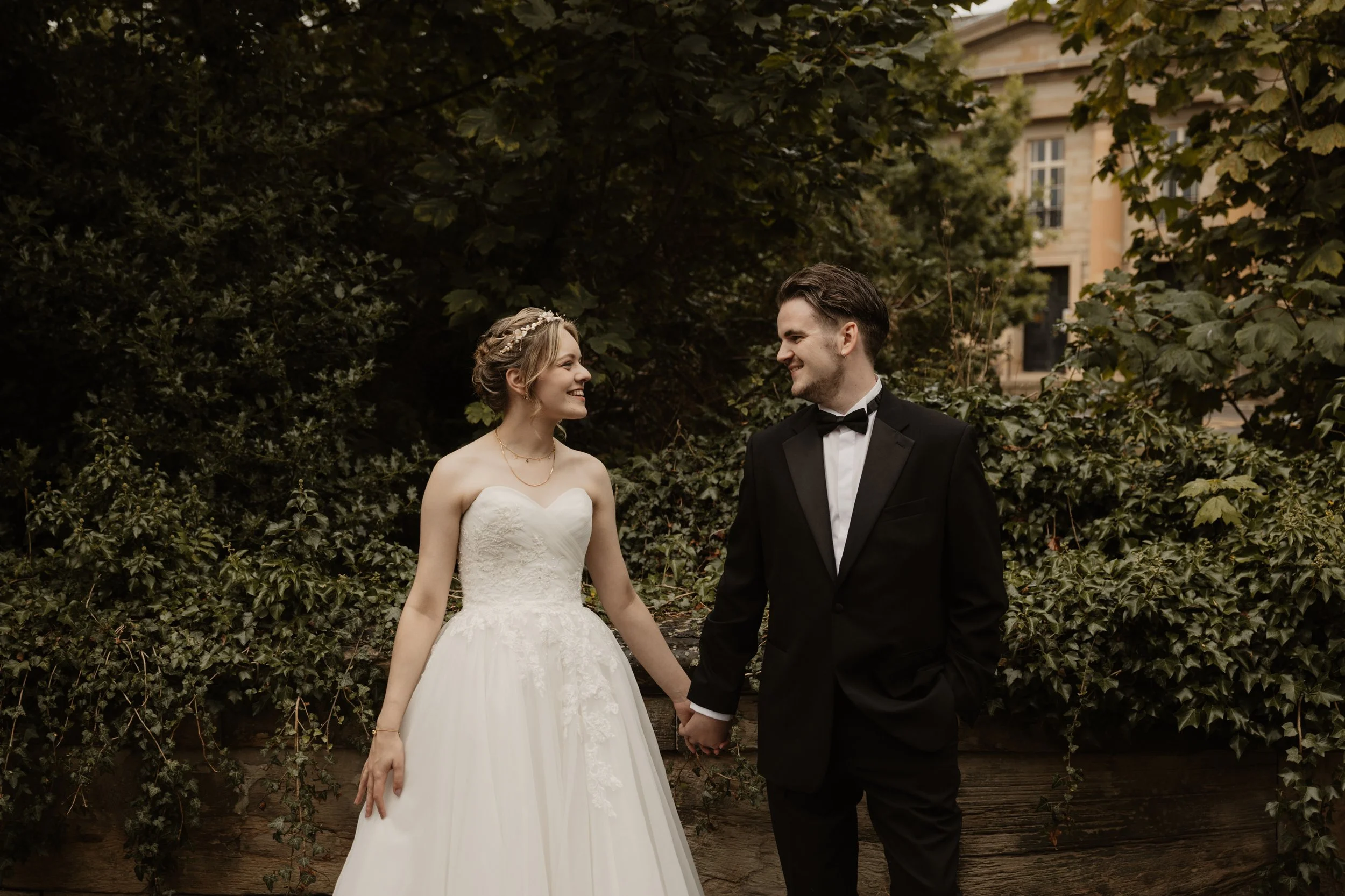 Laura & Cain-085.jpg