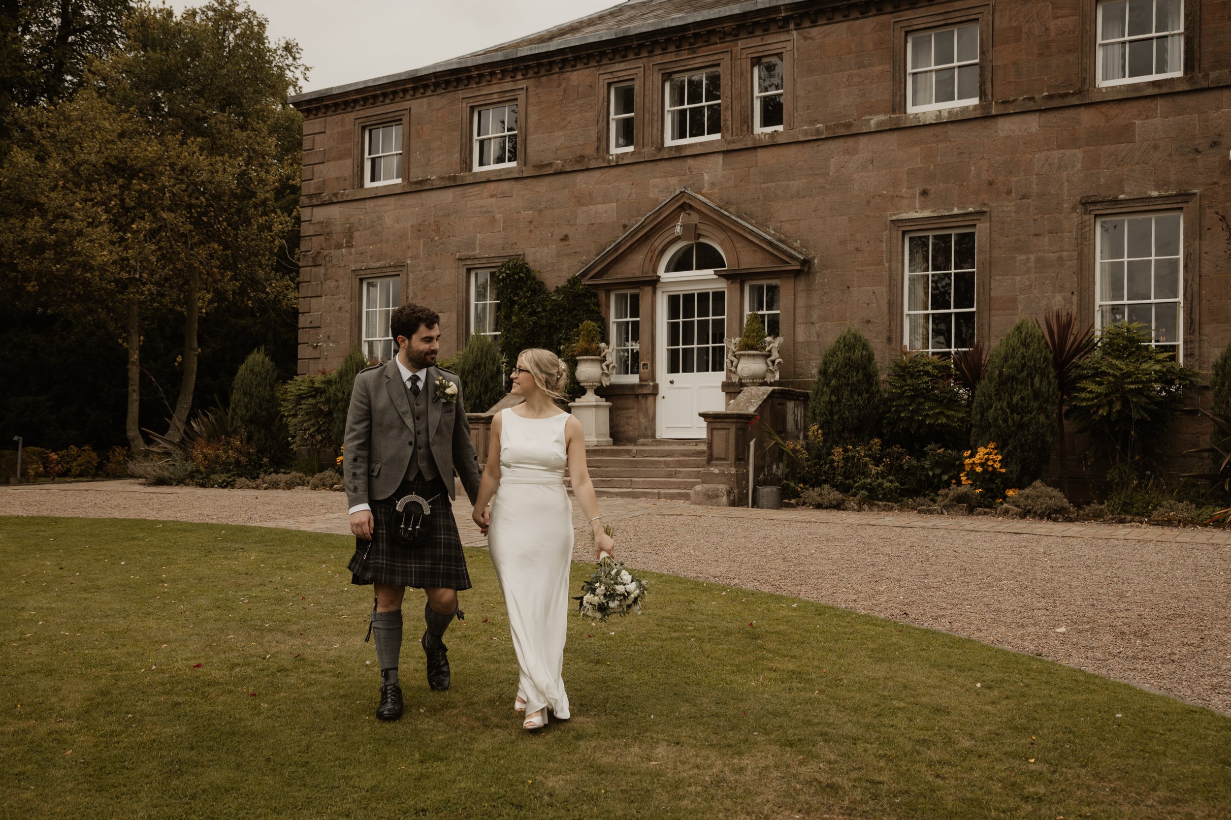 Kirsty & Josh -096.jpg