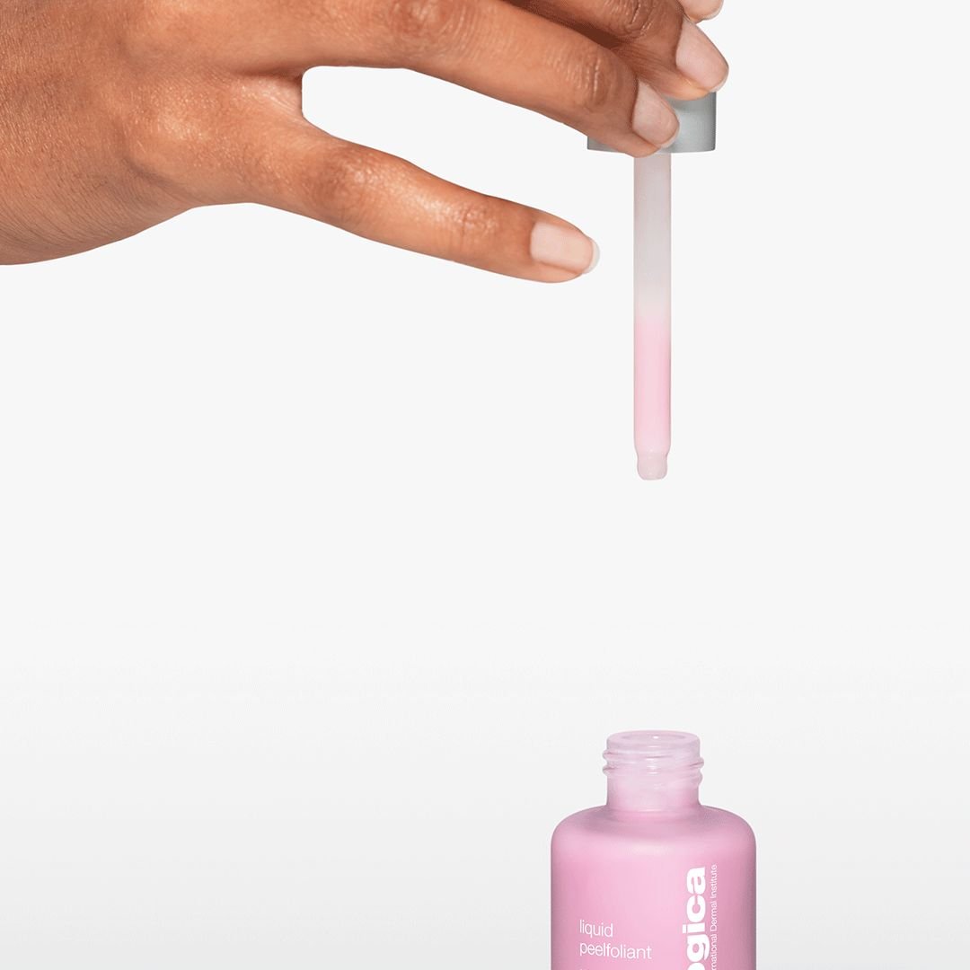 1x1%20-%20Erica%20-%20Dropper%20with%20Drip%20-%20LiquidPeelfoliant.jpg