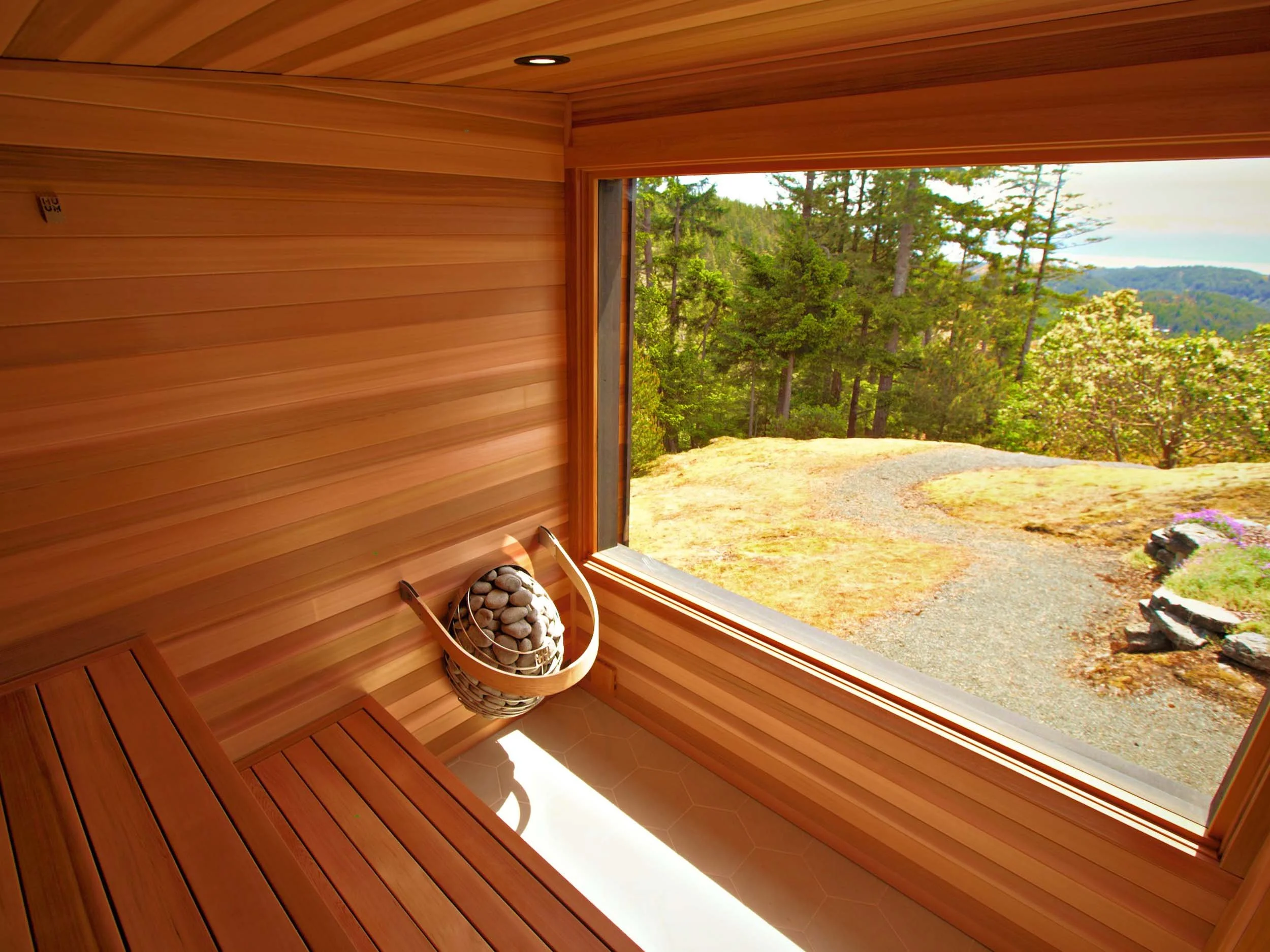 stormsaunas_nesting_lower_bench_slider_1.jpg