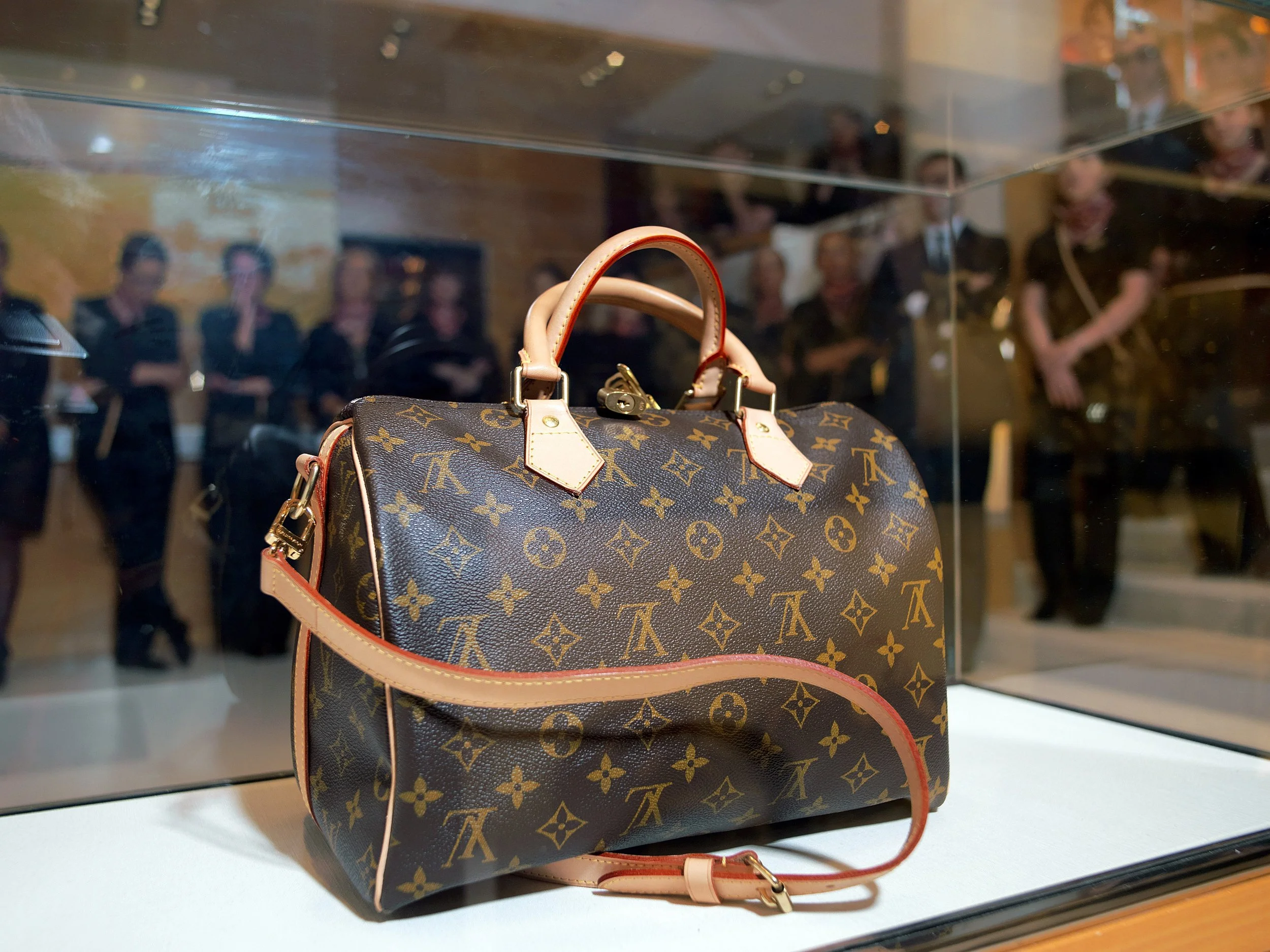 Louis Vuitton Champs Elysees_0005.jpg