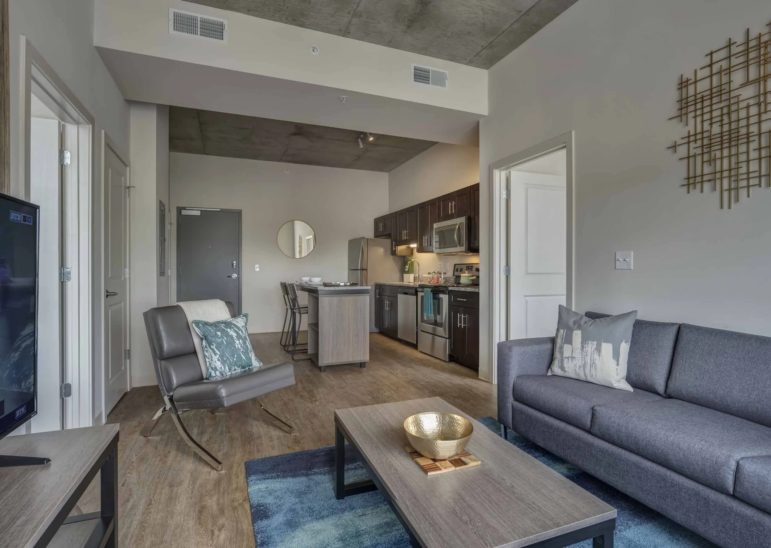 Everly on the Loop Apts near WashU