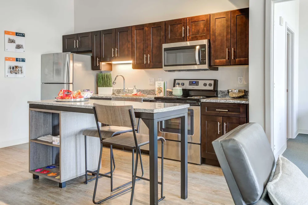 Everly on the Loop Apts near WashU