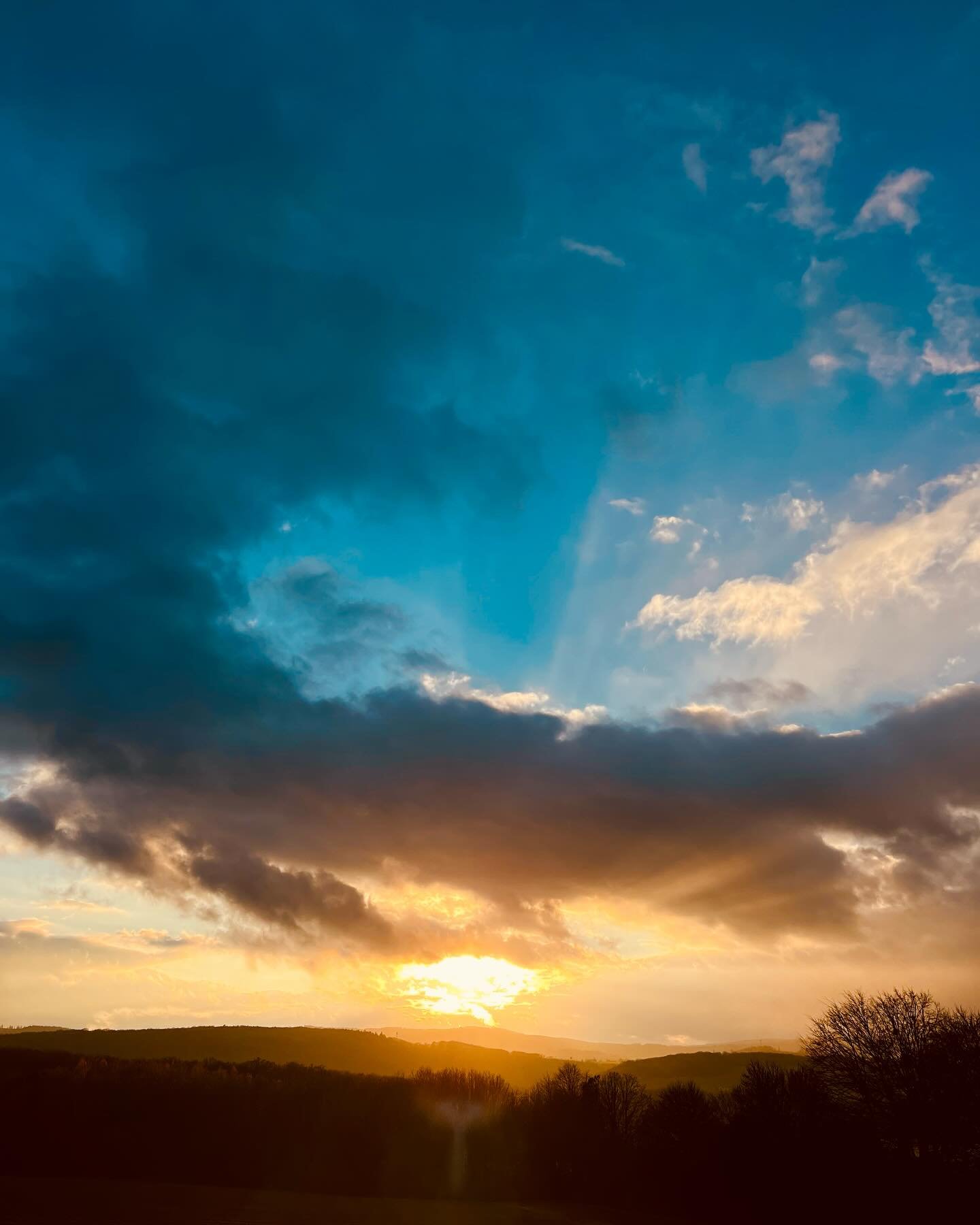 Slowly landing after the work&hellip; 🌄