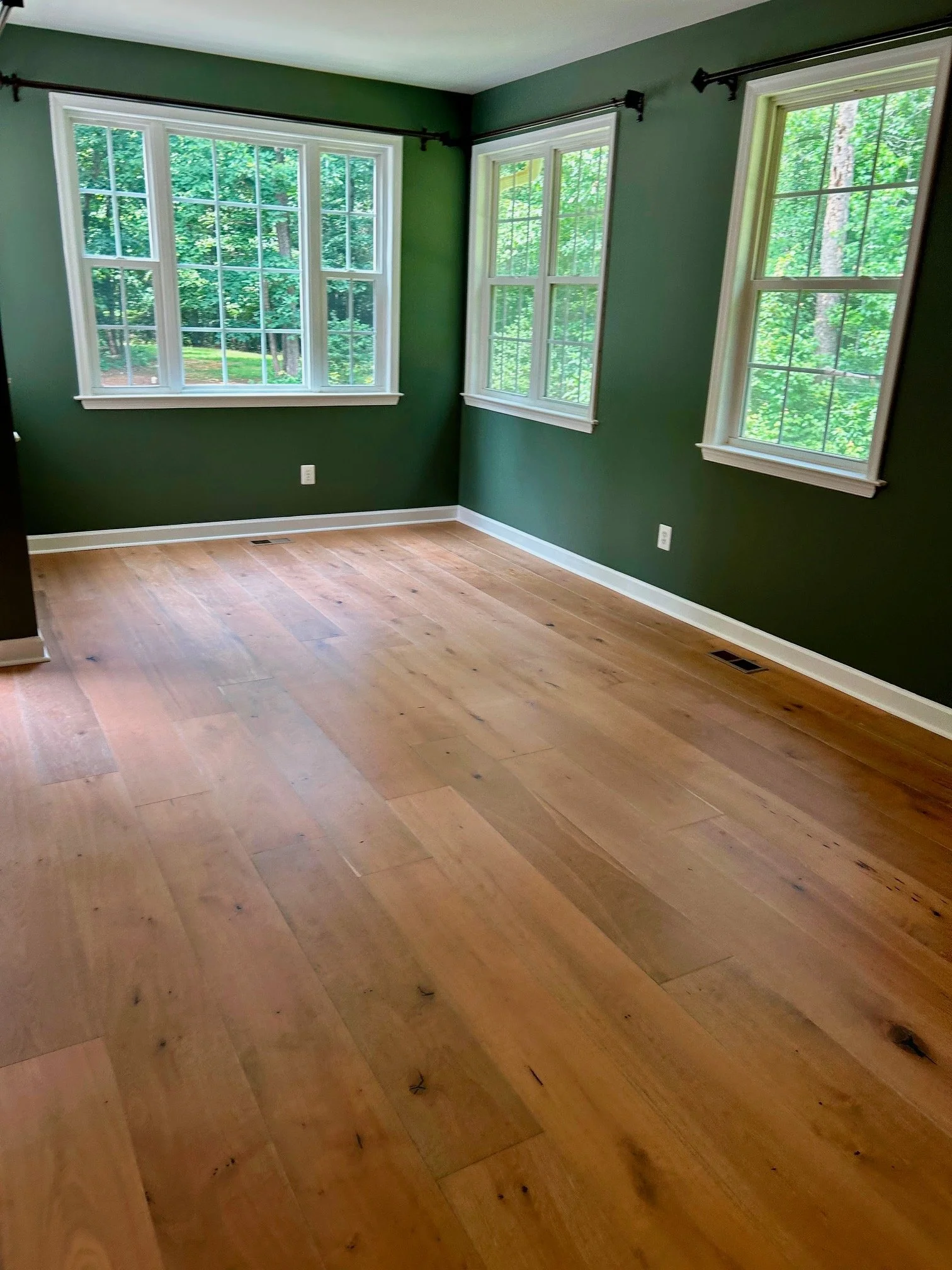 Fall Flooring Trends: Refresh Your Home for Back-to-School Season ​