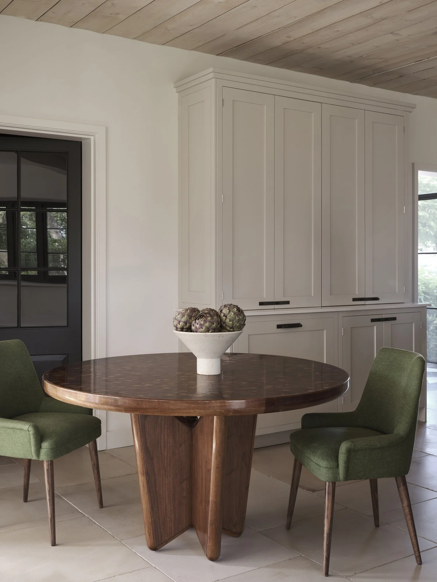 FM4350_Annabelle House_02_Nina_Ruby_LR_Fiona McDonald.jpg