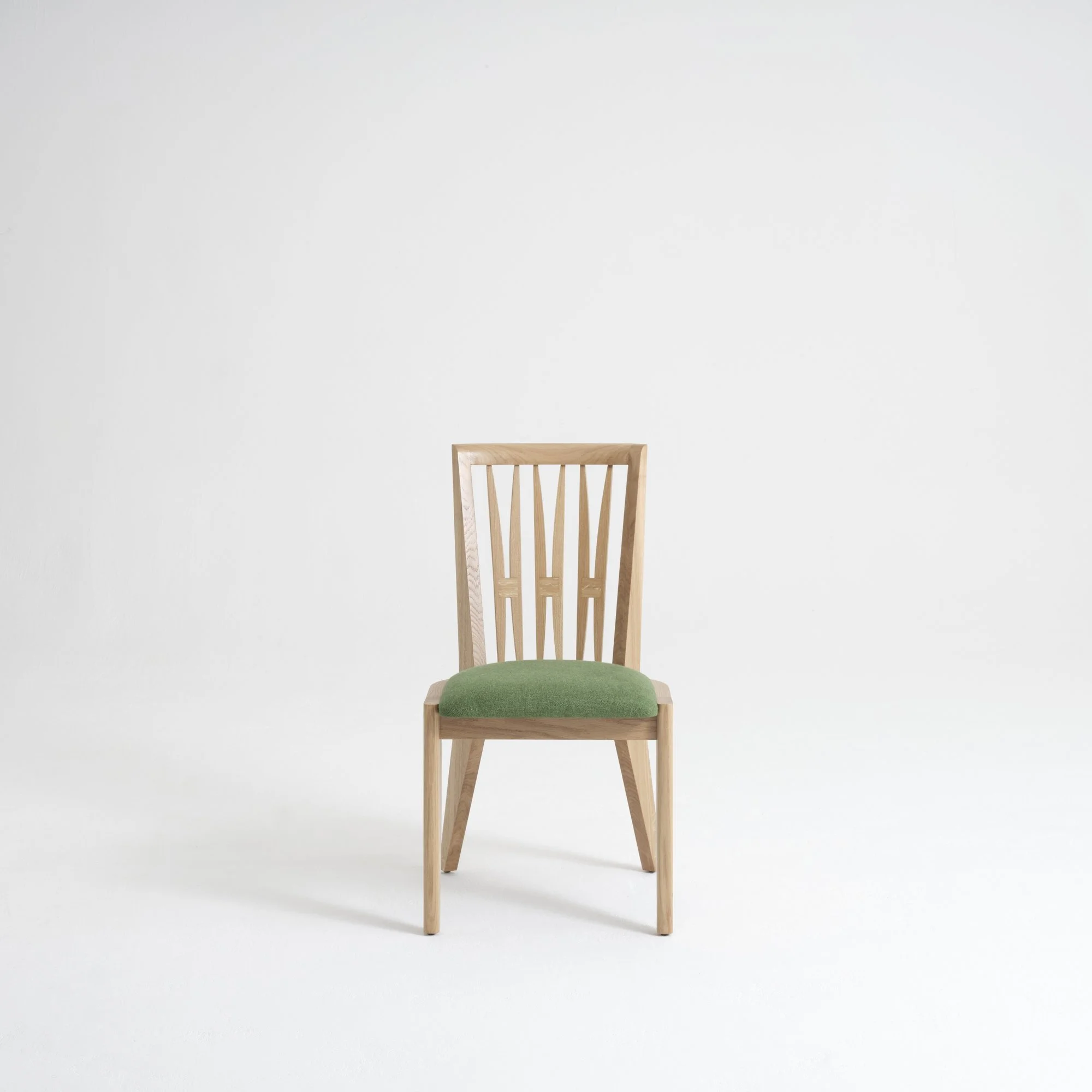 Edith Chair_15_LR_Fiona McDonald.jpg