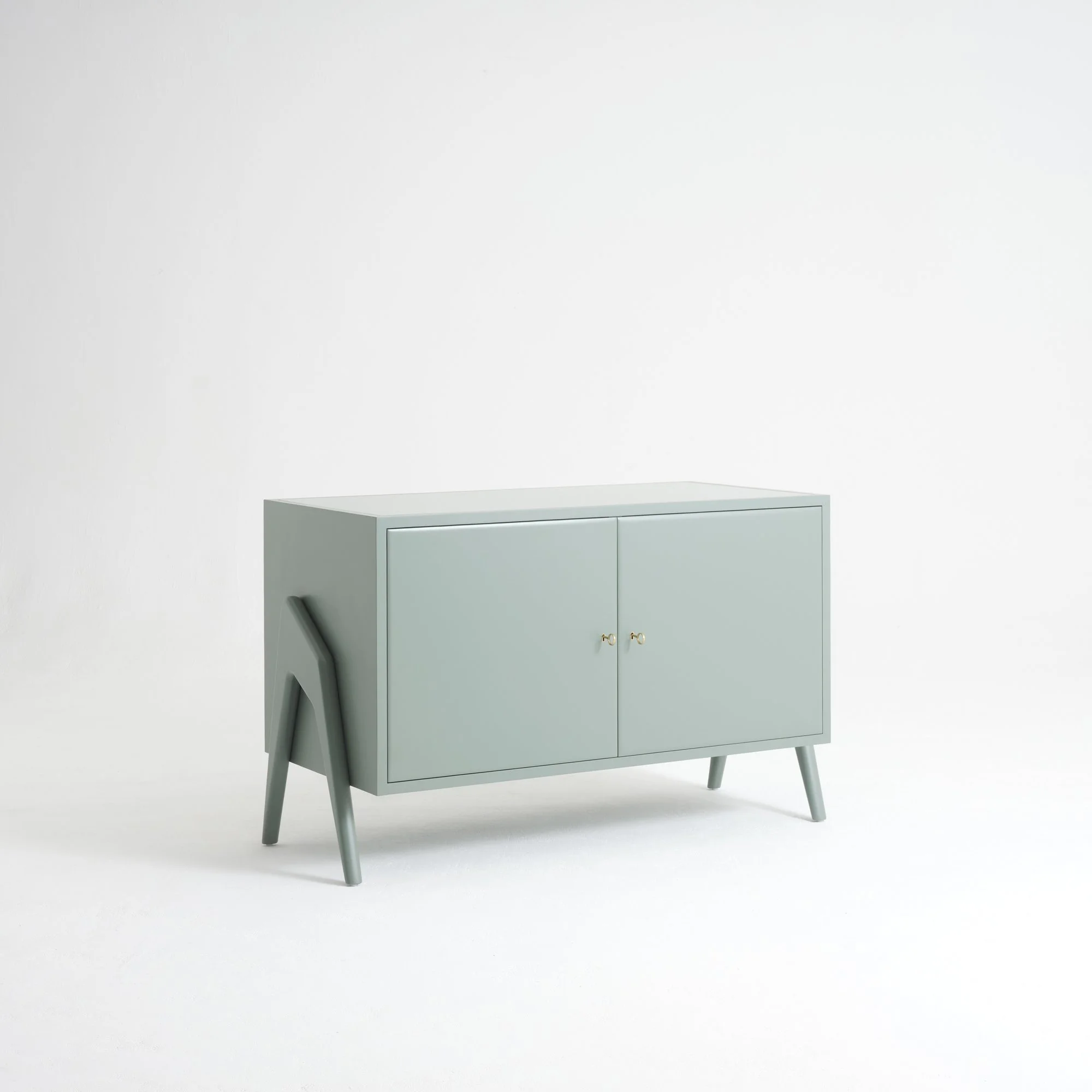 17209_Valentina Cabinet_06_LR_Fiona McDoanld.jpg