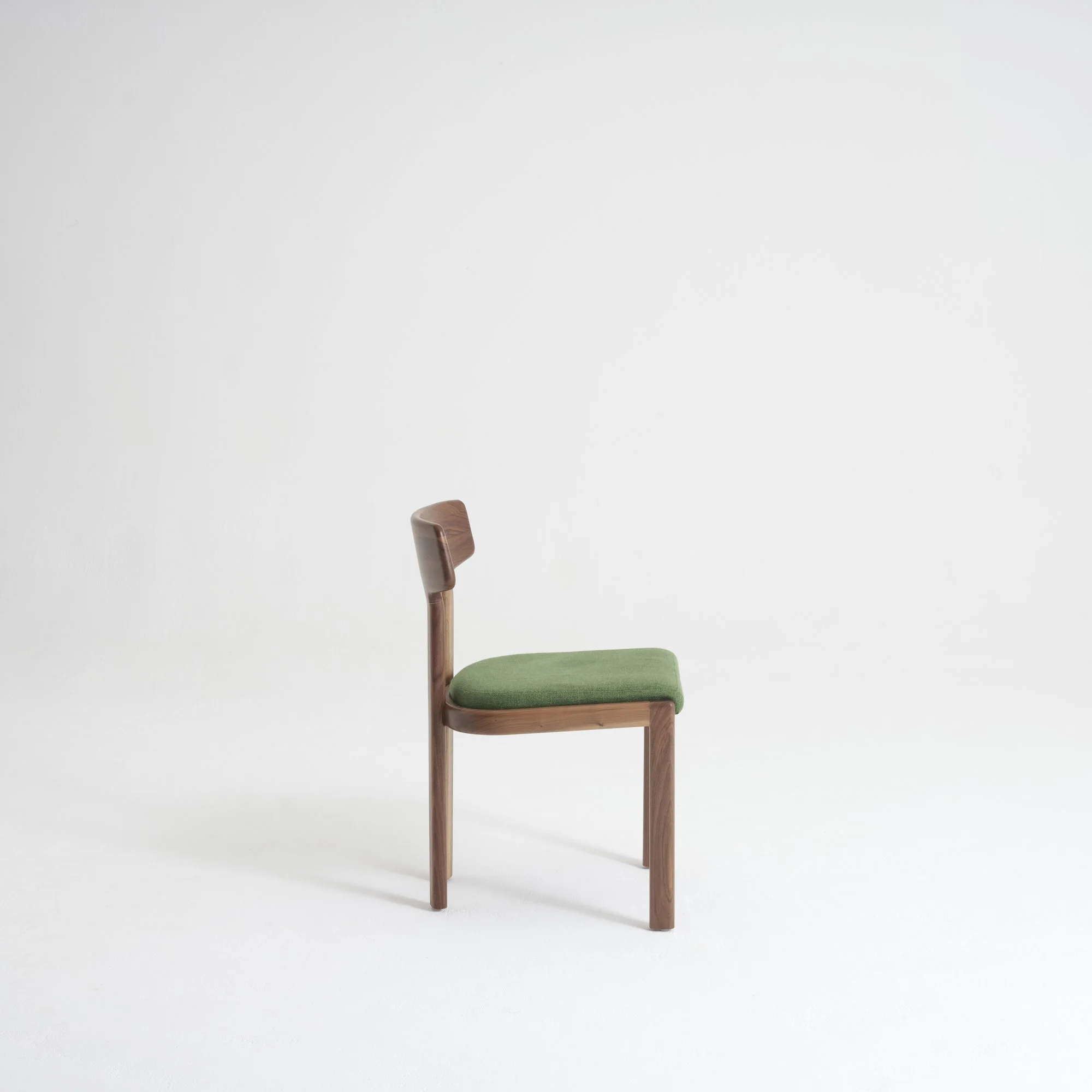 Nova Chair_Upholstered_01_LR_Fiona McDoanld.jpg