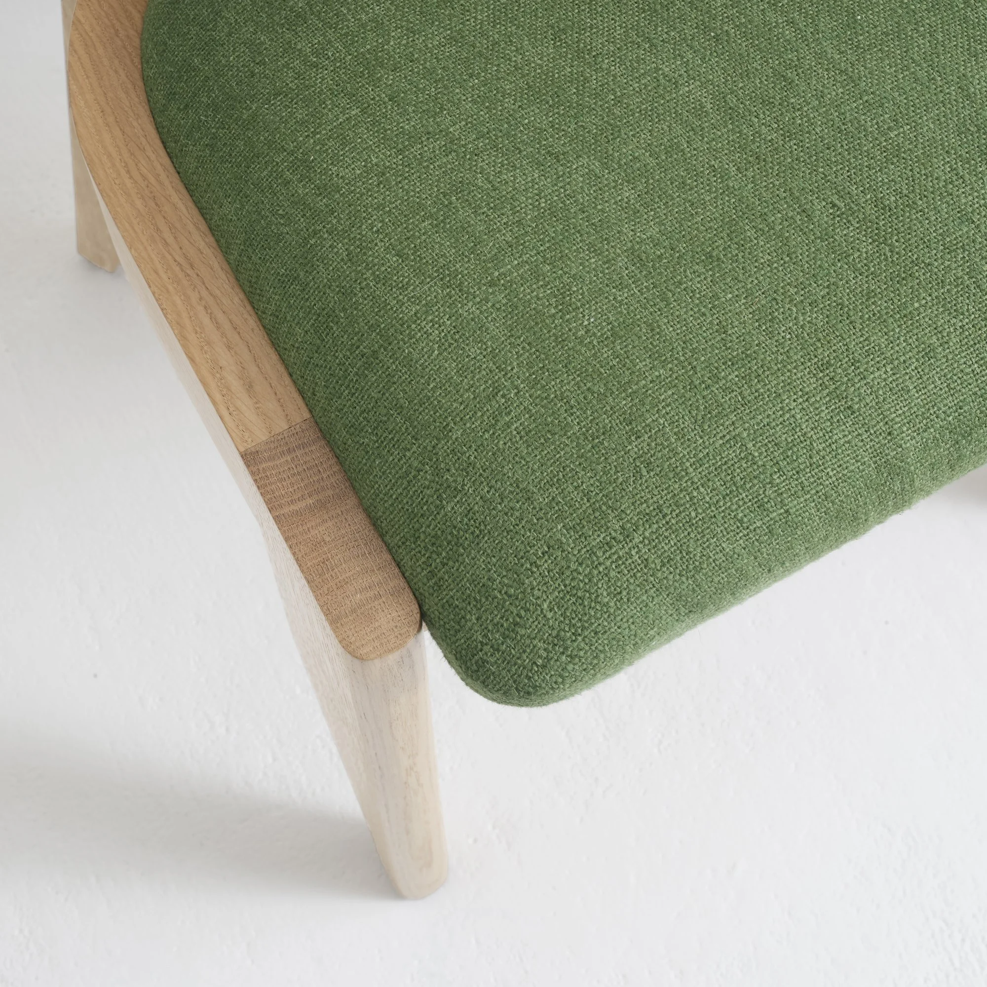 Edith Chair_02_LR_Fiona McDonald.jpg