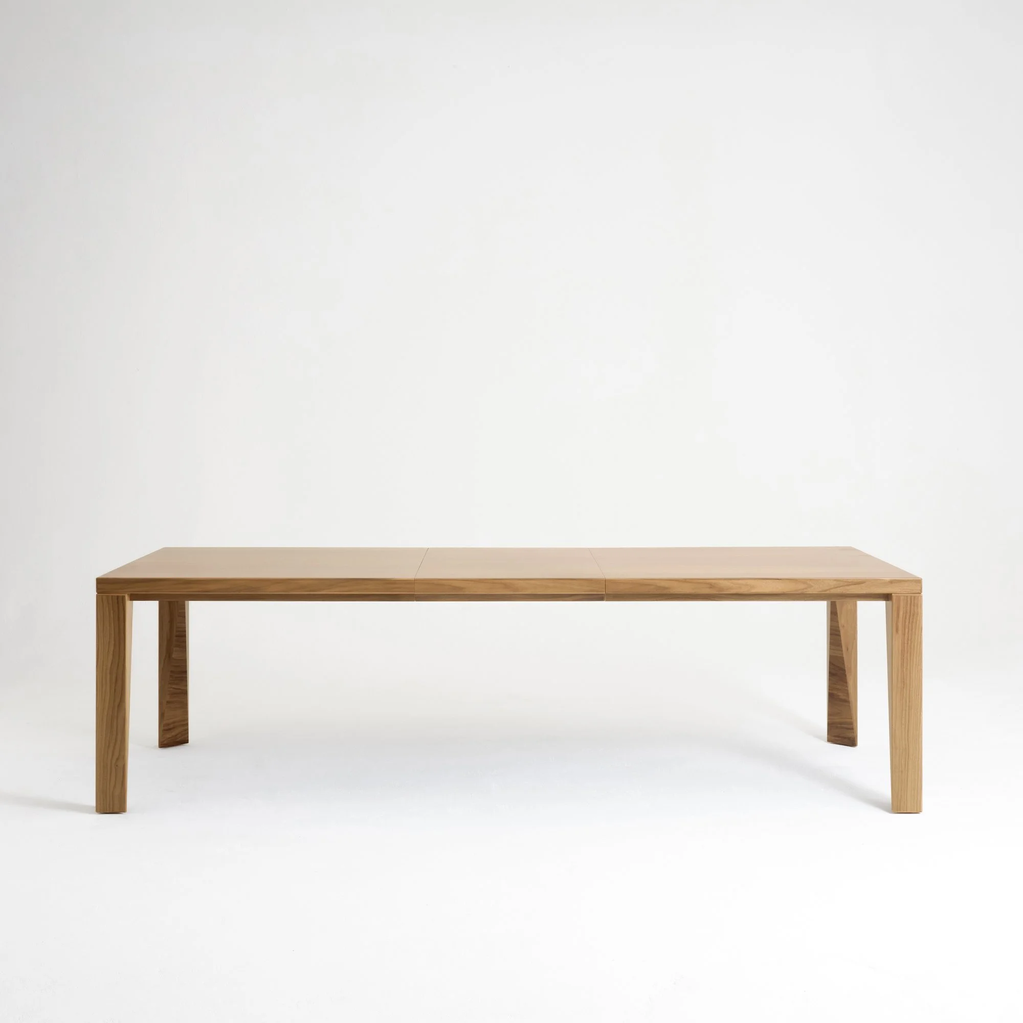 17206_Marlowe Exending Table_10_LR_Fiona McDoanld.jpg