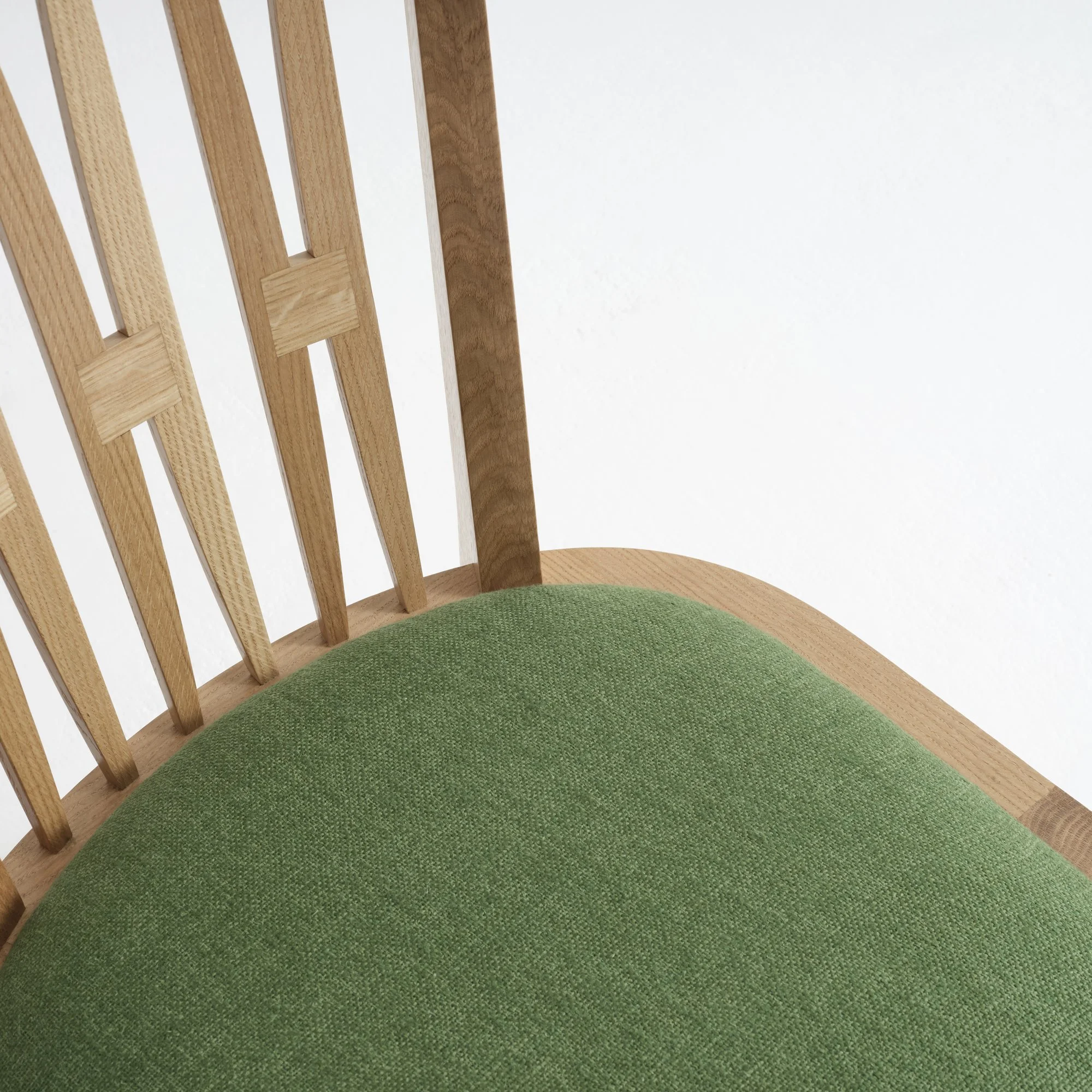 Edith Chair_08_LR_Fiona McDonald.jpg