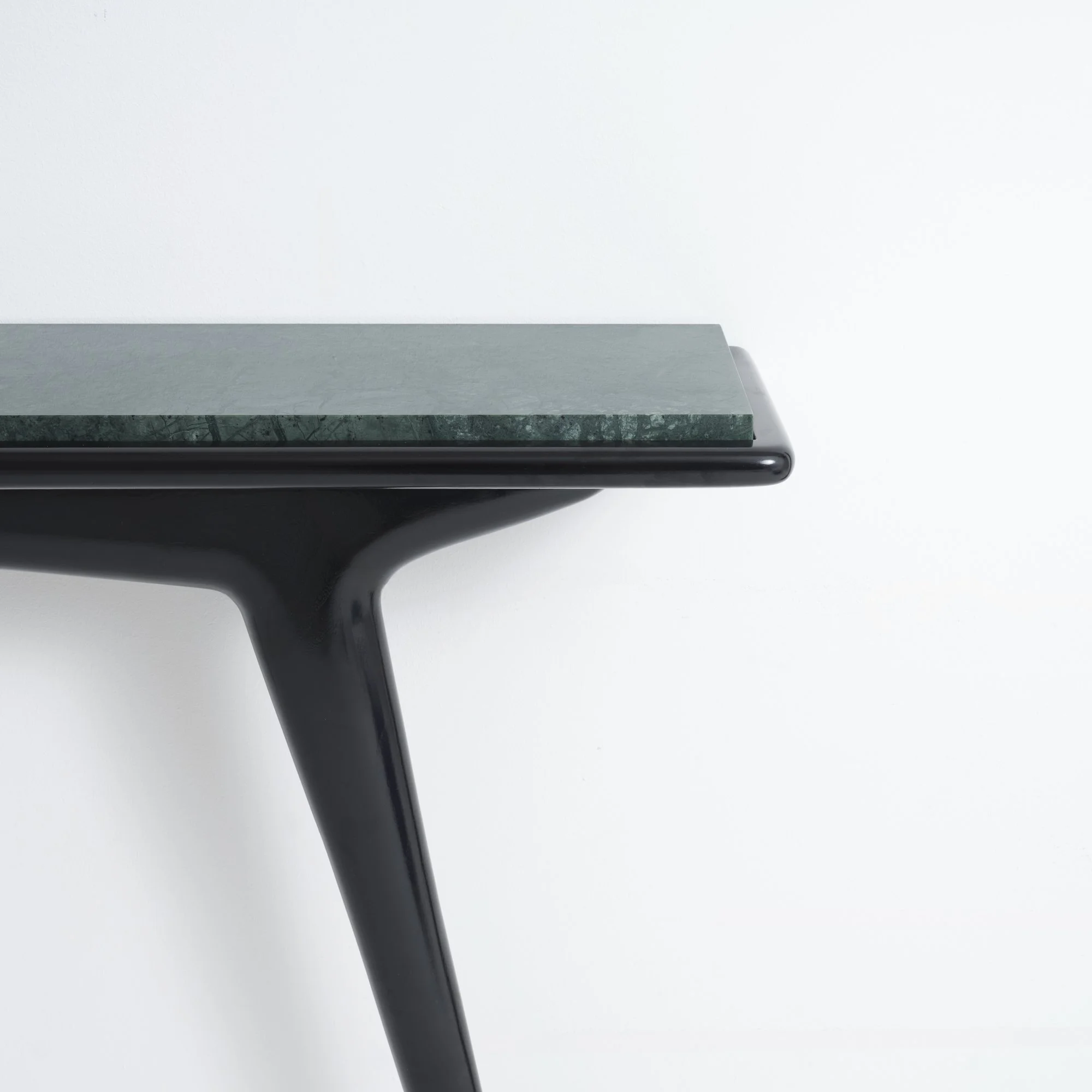 17103_Roma Console_03_LR_Fiona McDoanld.jpg