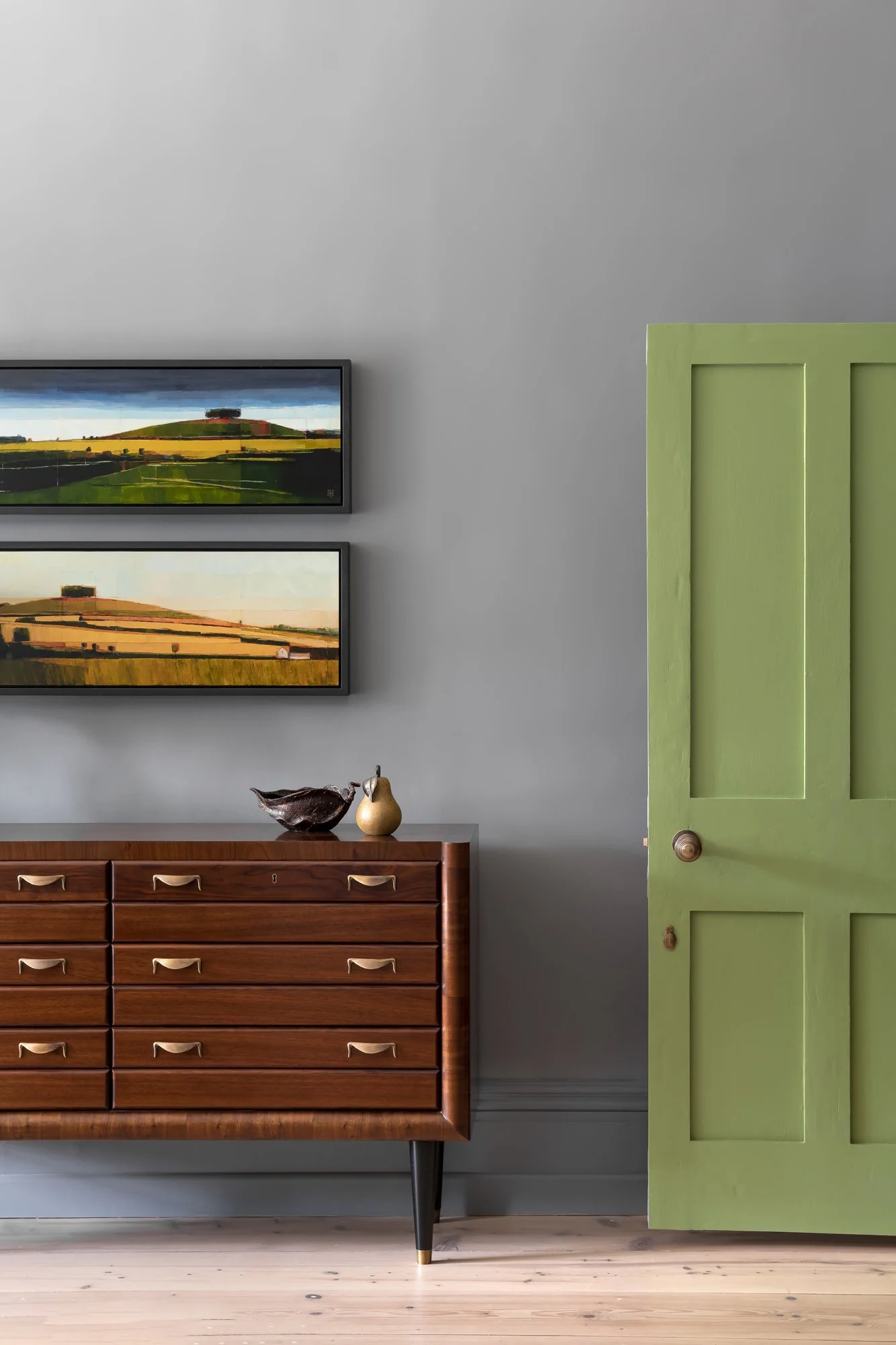 FM2611_Rebecca Roberts_09_Claude_LR_Fiona McDonald.jpg