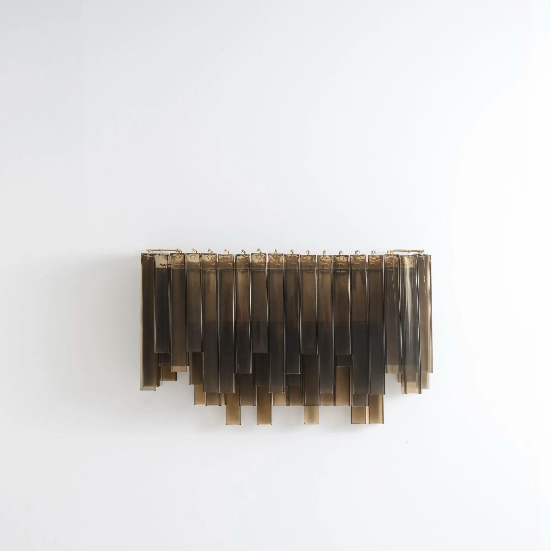 17105_Thea+Wall+Light_Smoked_Wide_09_LR_Fiona+McDoanld.jpg