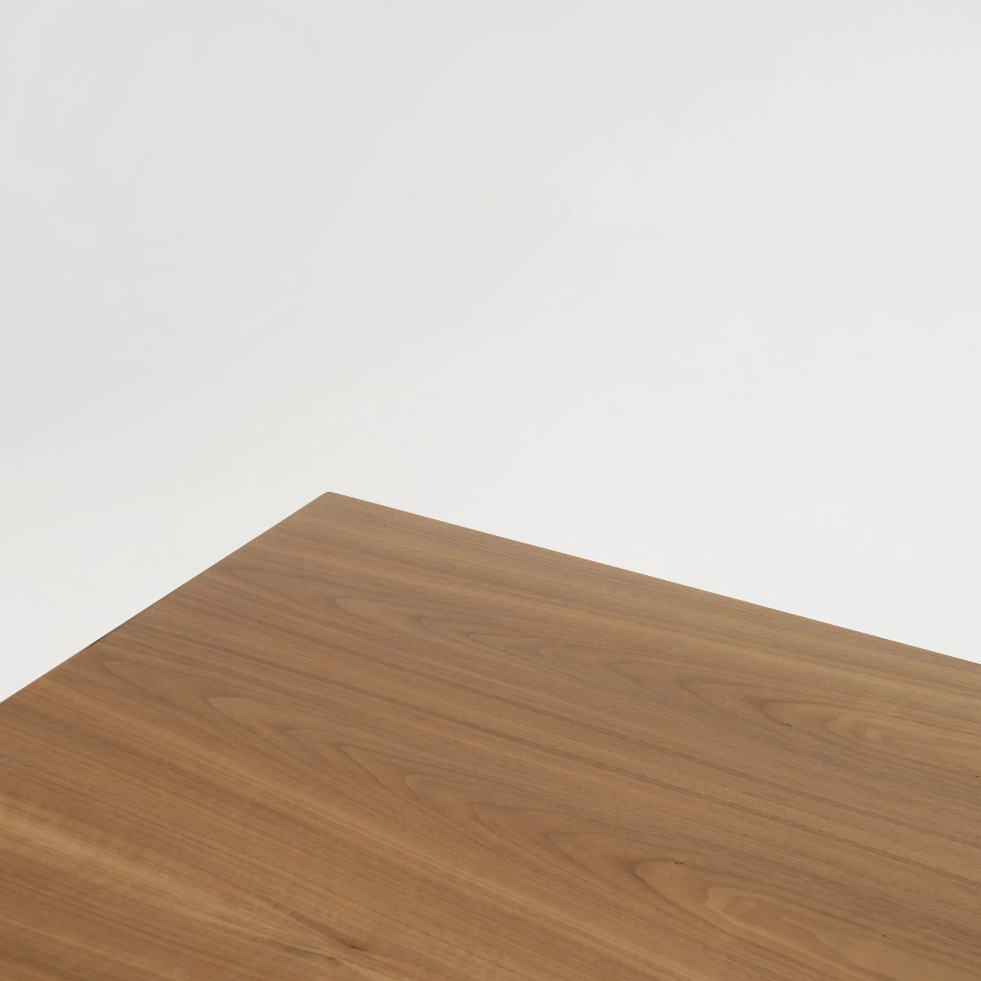 17206_Marlowe Exending Table_09_LR_Fiona McDoanld.jpg