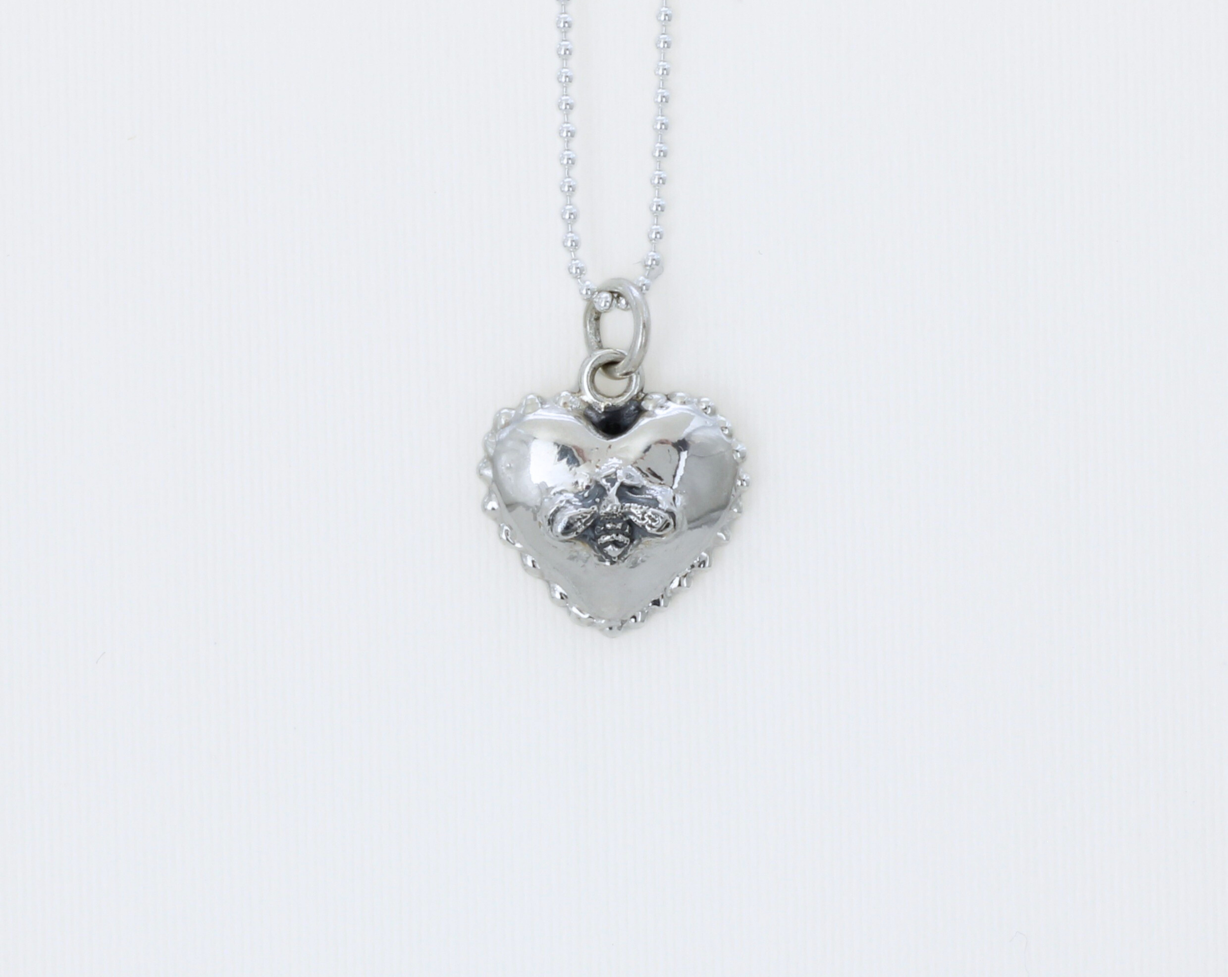 Honey Bee Pendant.png