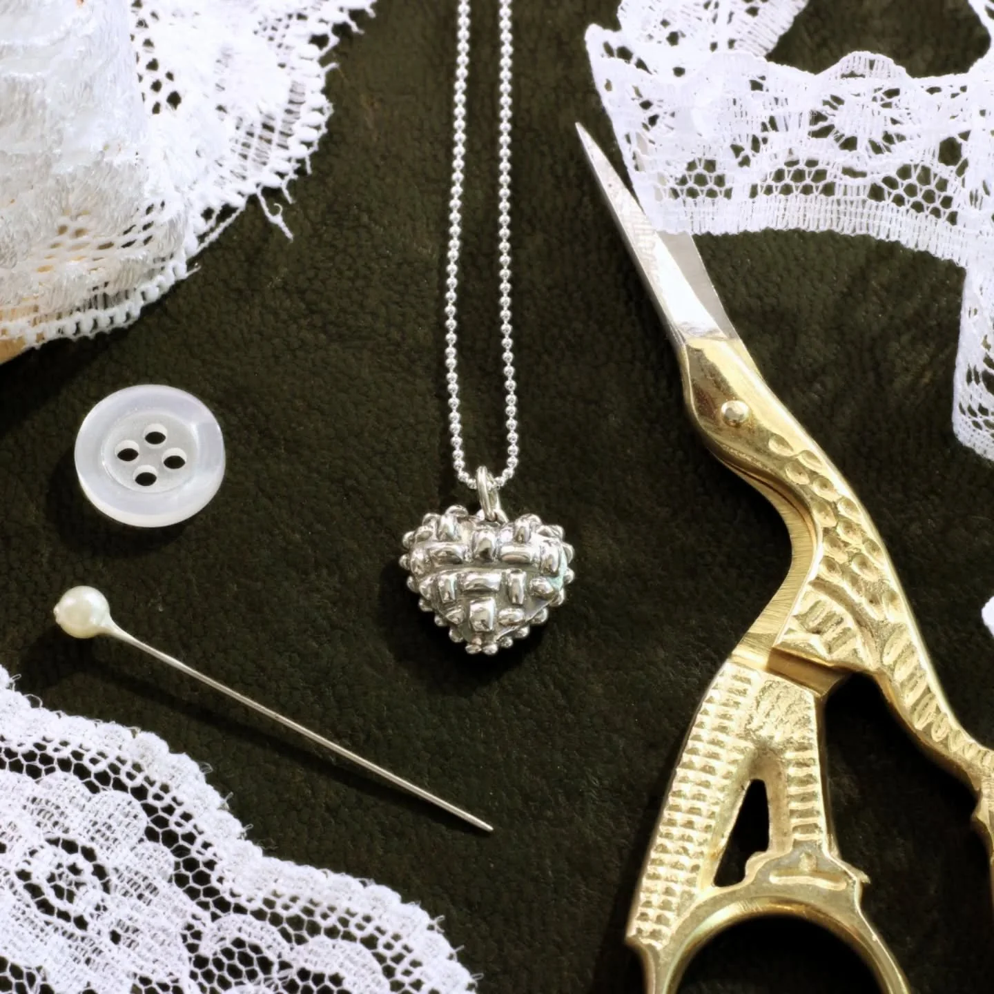 The Embroidered Hearts trio draws inspiration from traditional textile crafts, reimagined in silver. Photographing them wasn&rsquo;t easy since silver reflects everything! They&rsquo;re available now, so take a peek when you can x

#handmadesilverjew