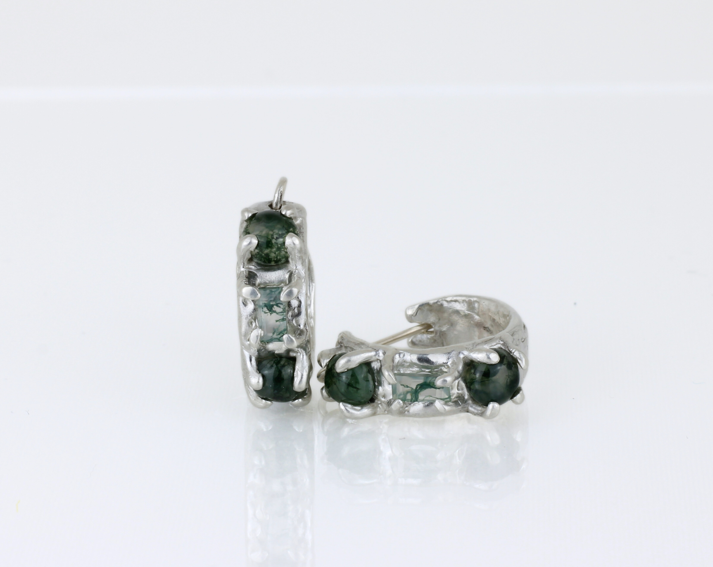 Moss agate hoop earrings 2.png