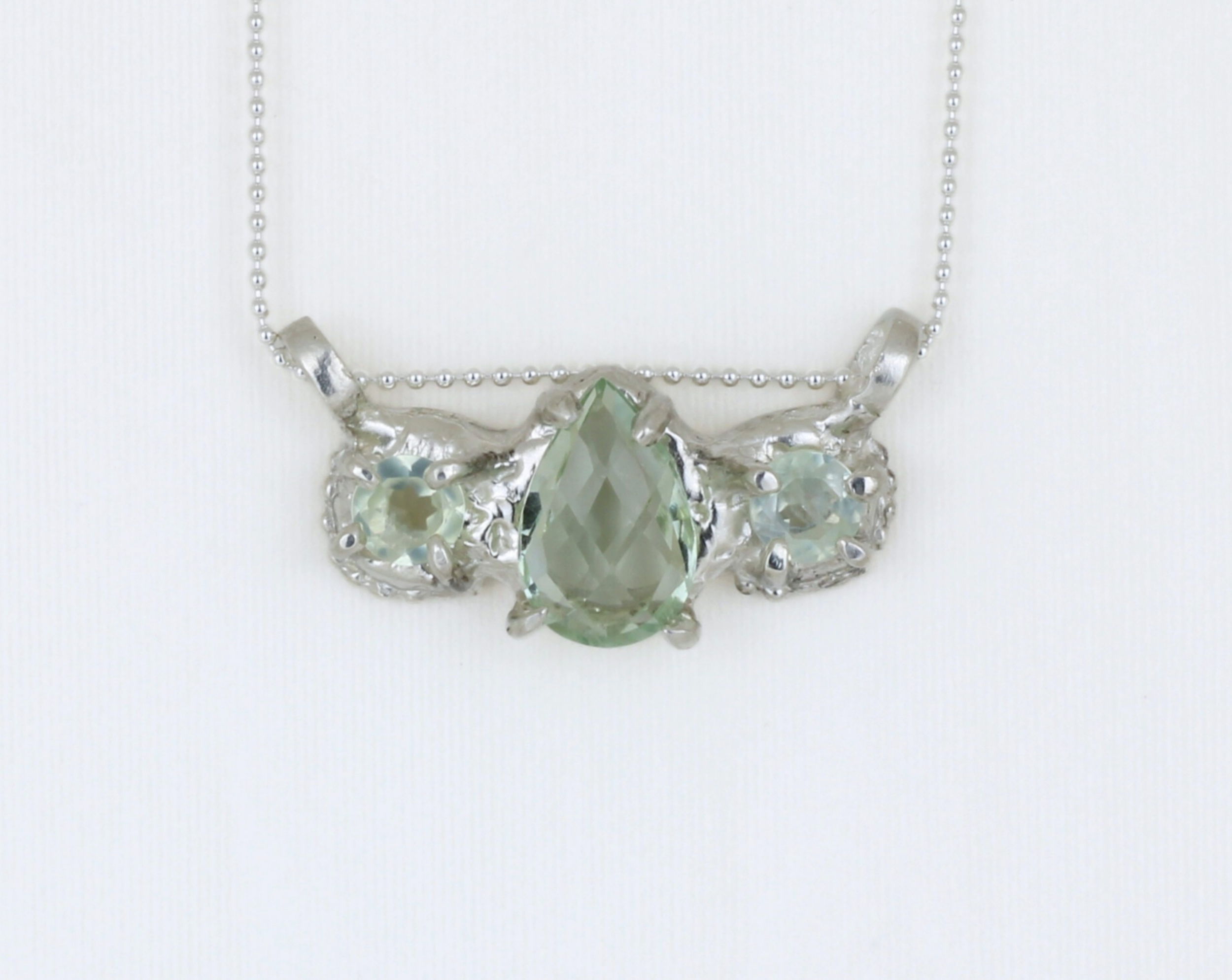 Green Amethyst pendant (1).png