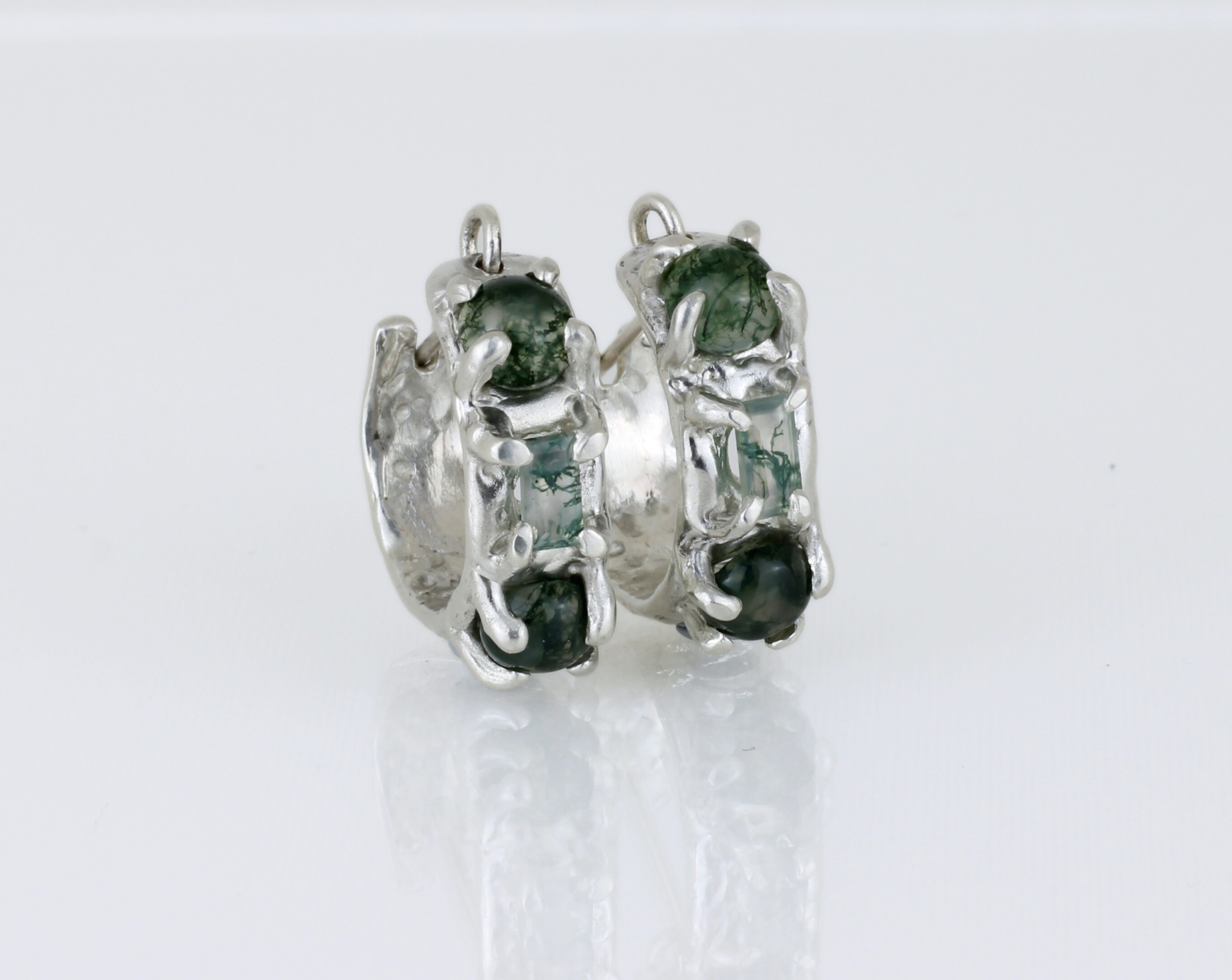 Moss agate hoop earrings 1.png