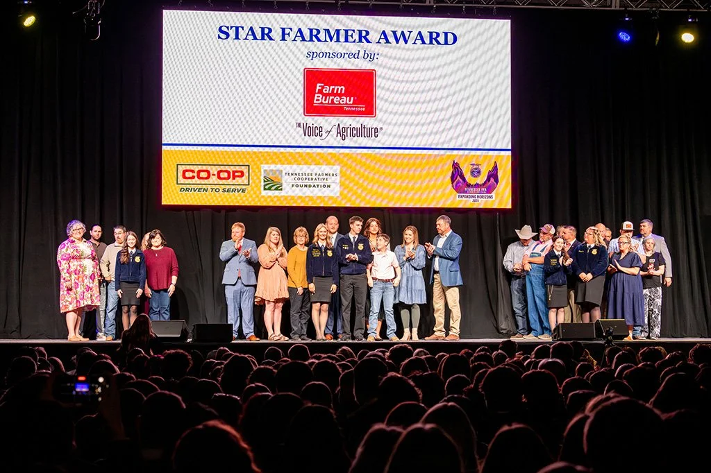 E8216_Star Farmer Award.jpg