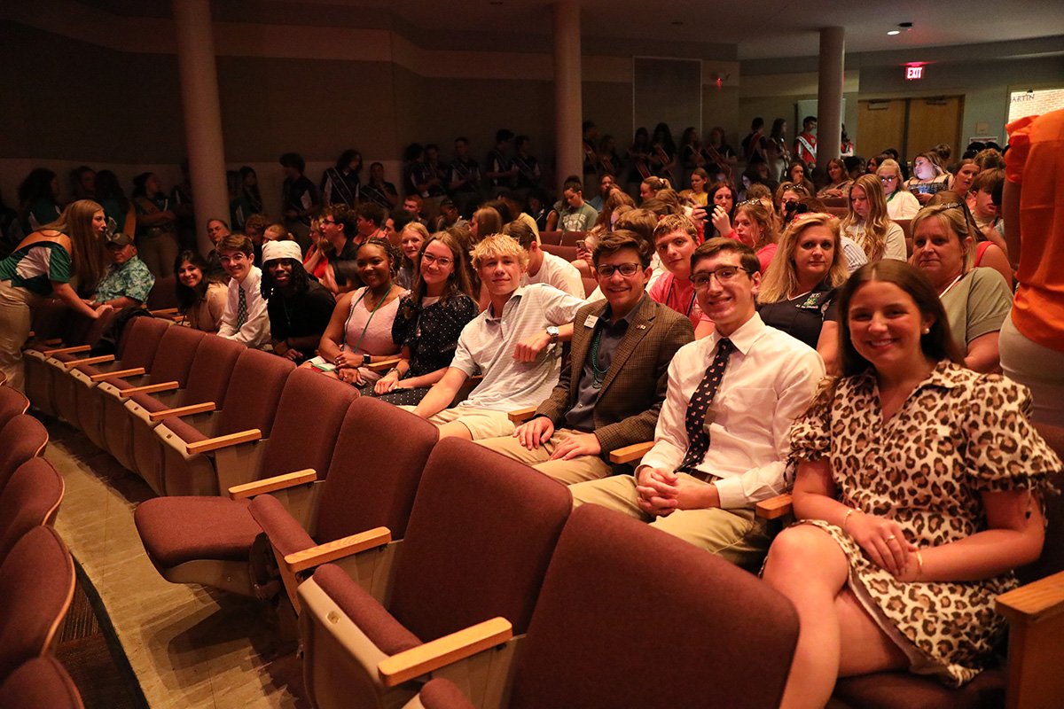 4-H conference crowd