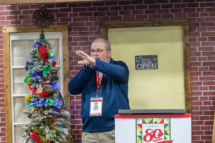 John Houston auctioneer2.jpg