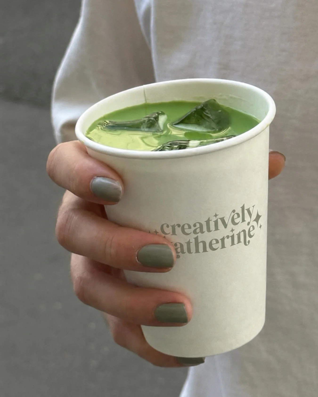 happy monday💚🍵🌴

my to-do list:
✔️ pilates class
✔️ 1:1 call with my VA
⬜️ Team call with agency client
⬜️ Start strategy for my final summer project (no new clients til Sept!)
⬜️ Finalize content plans for an exciting client grand opening event
⬜