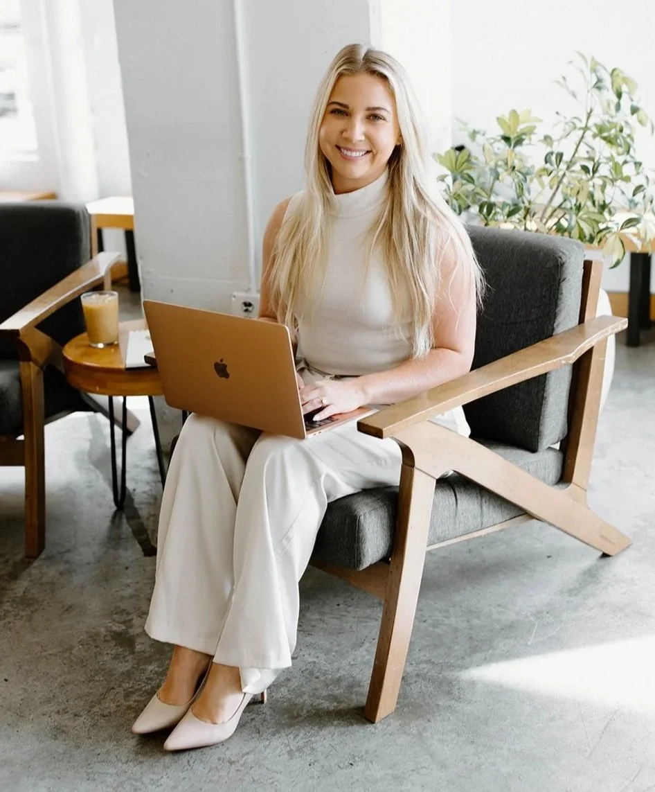 Creatively Katherine_Marketing Consultant and Social Media Strategist_Meet Katherine