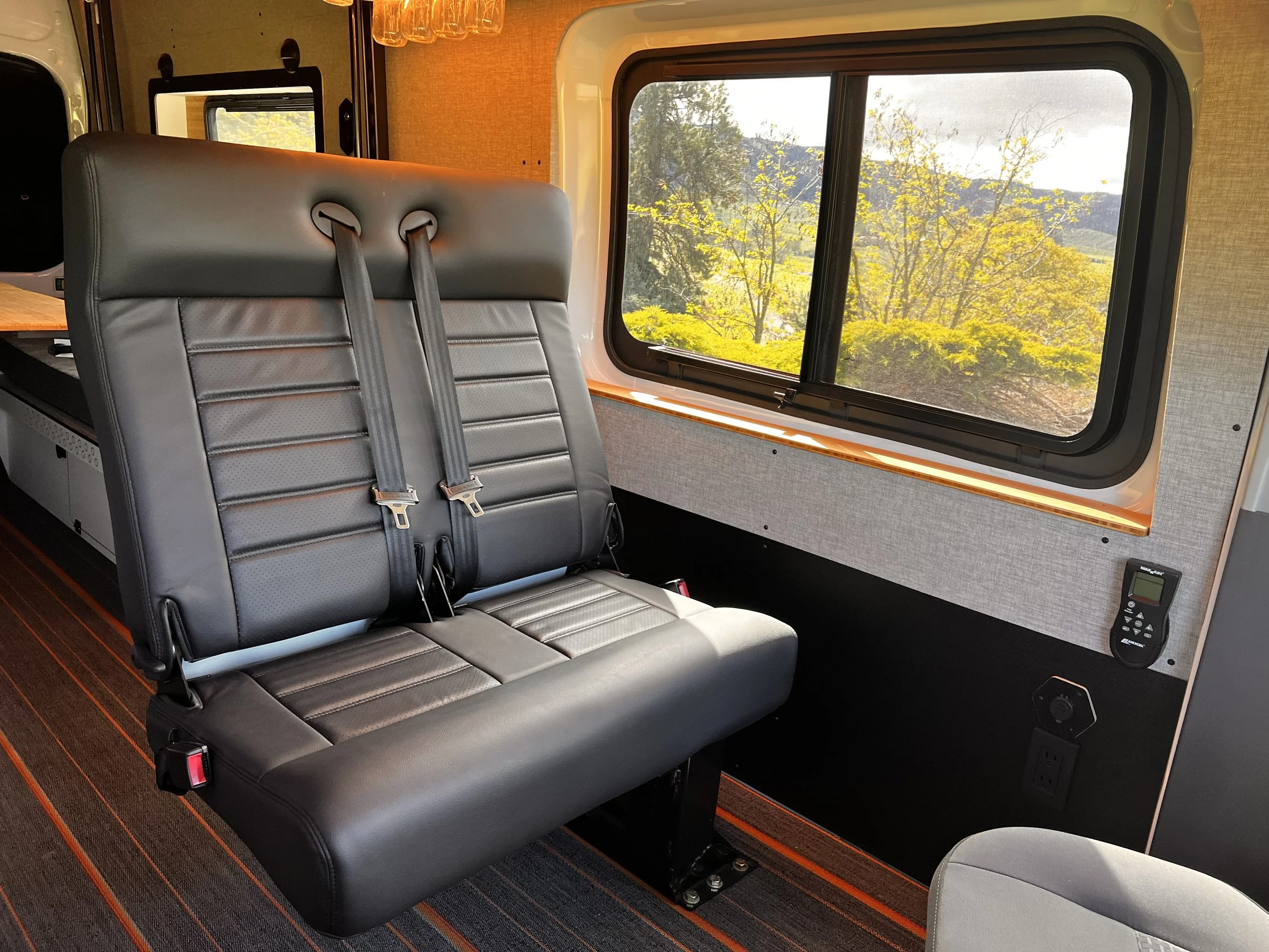 JadeLight IMG_3707.jpg