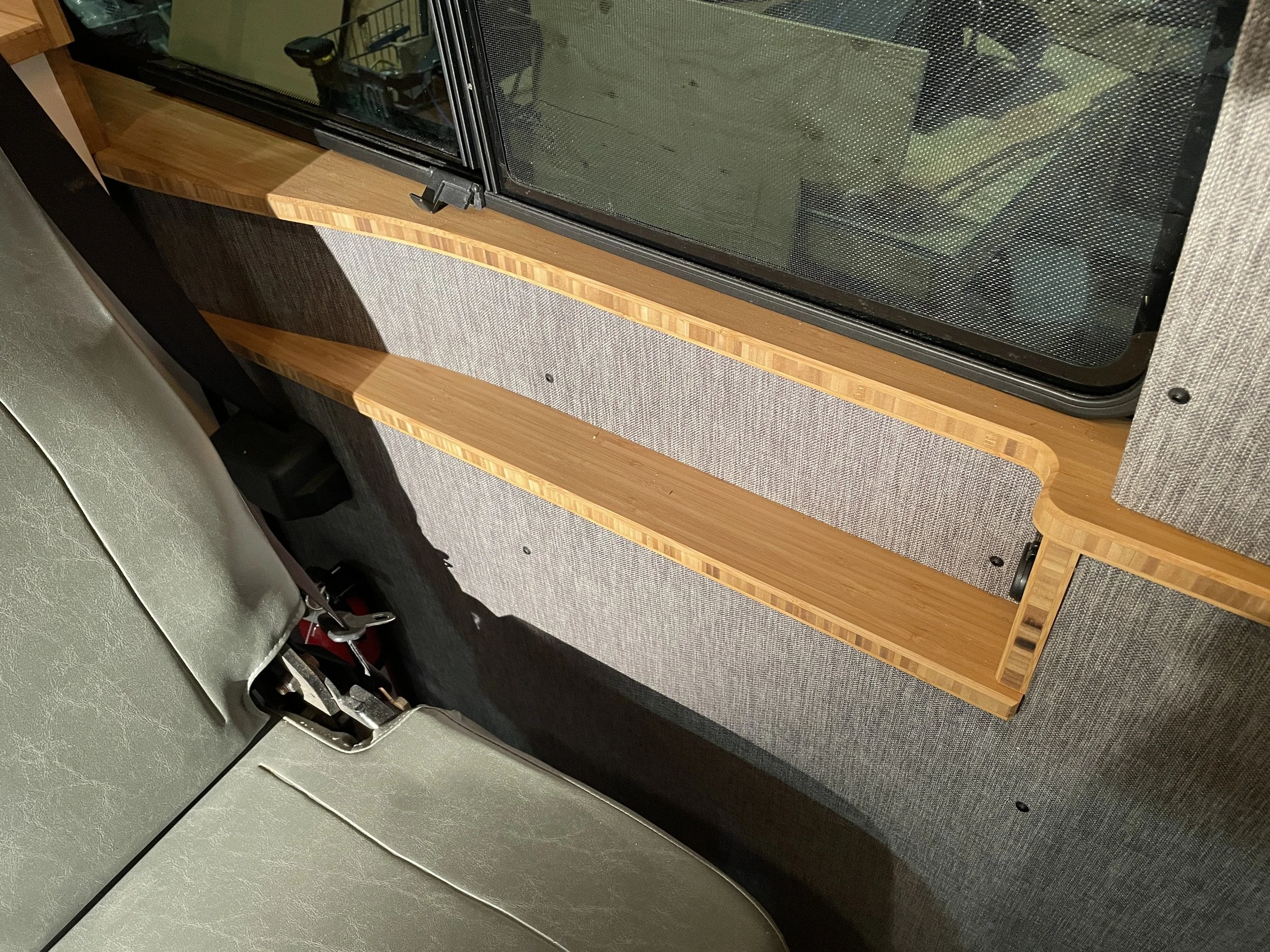 Wall Sills Jade.JPG