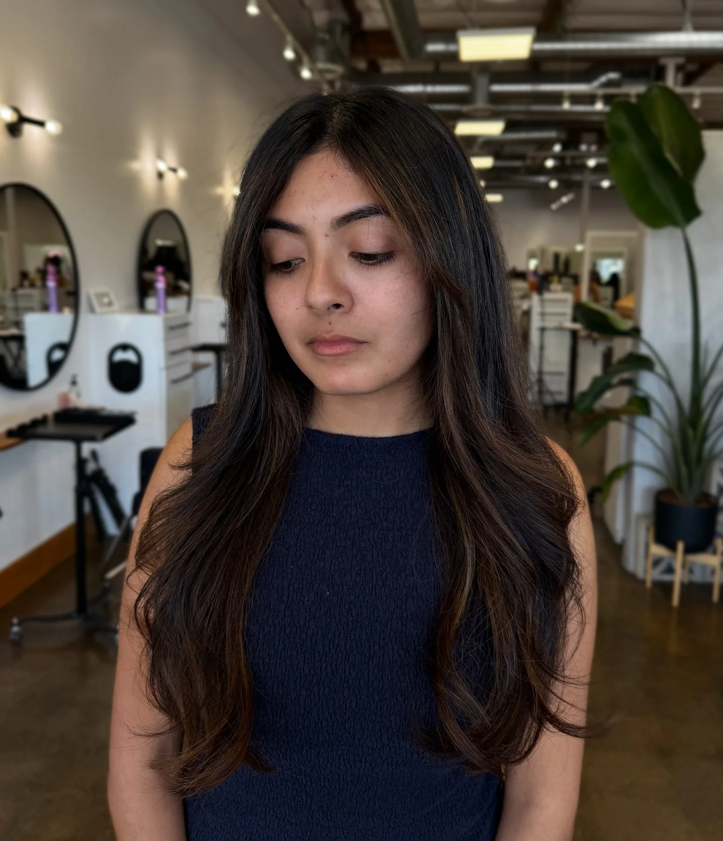 pretty hair incoming&hellip; 🤎

soft dimension, flowy layers and a little wedding hair tease 👀✨

the holidays always sneak up&mdash; if you have any special dates coming up, let&rsquo;s get you booked before spots fill!

can&rsquo;t wait to see you