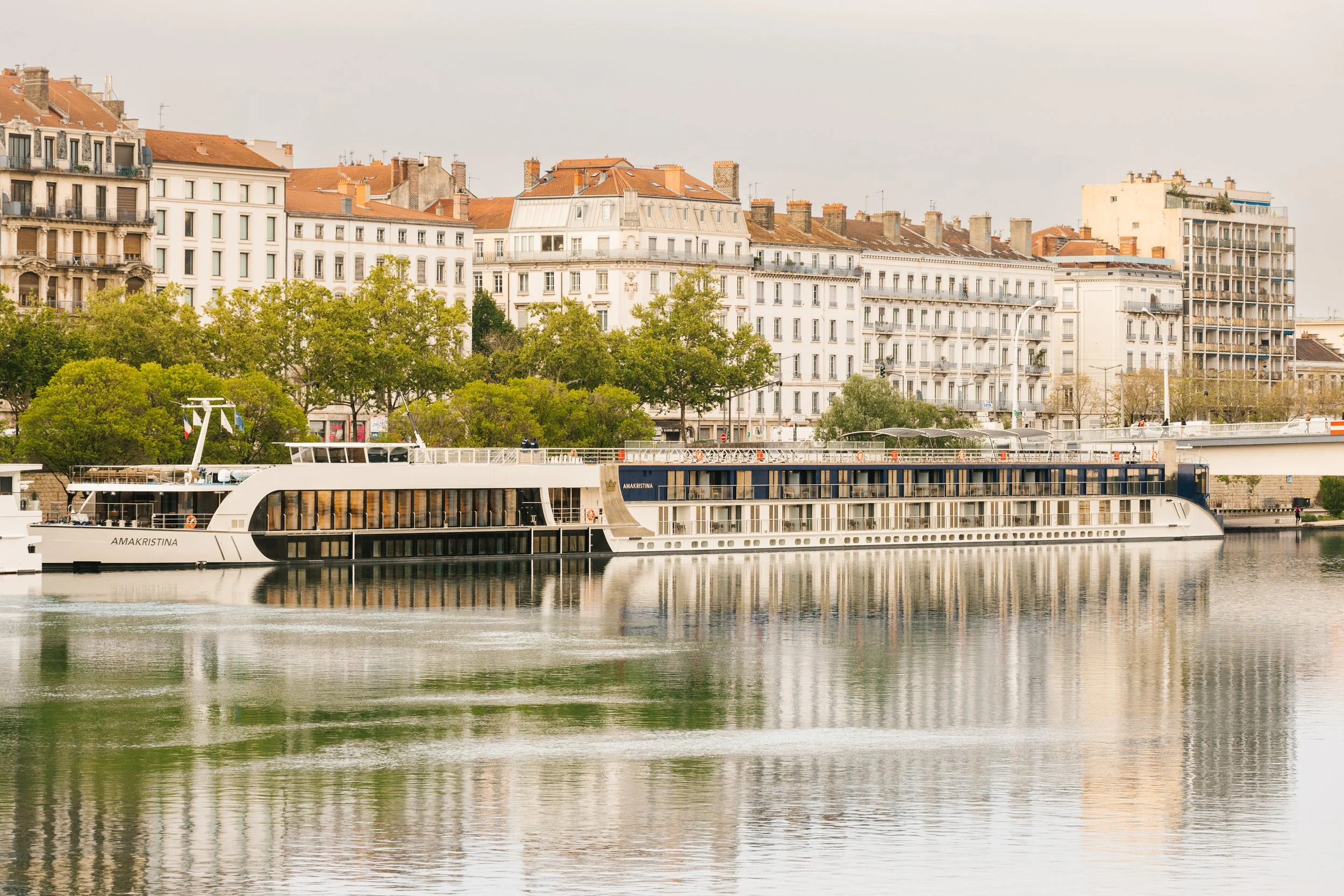 Burgundy River Cruise