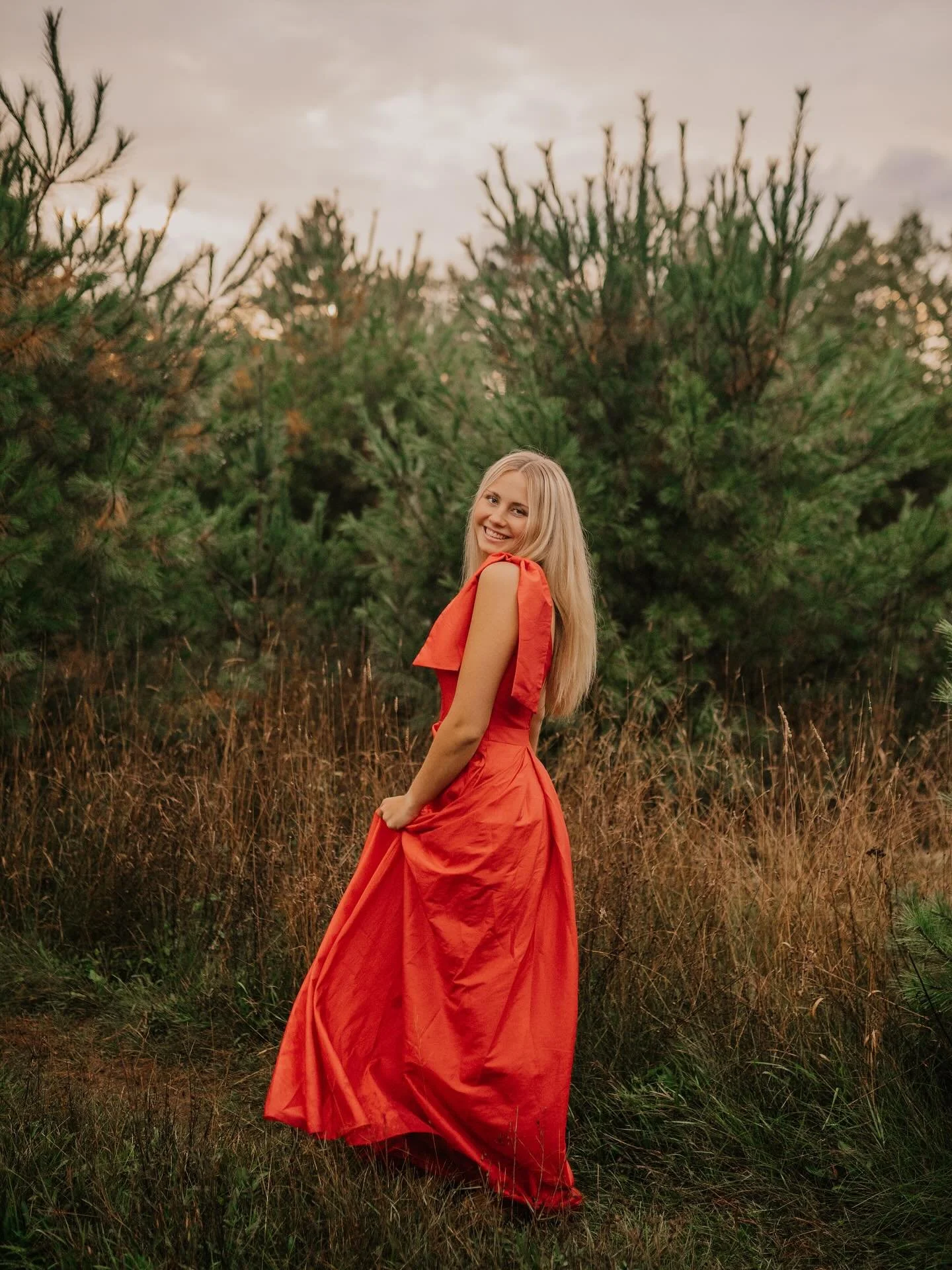 A moody mini with @alexis.shober! Northerle provided each of this year&rsquo;s @muskyfestqueens court with a mini session of their choice. Seeing what Lexi and her mom dreamed up and bringing it to life was so fun! ❤️