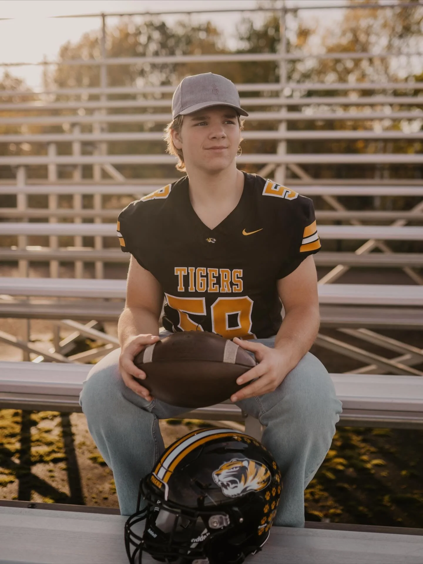 In honor of a Northwestern heading down to the State Championship today, sharing a few from Anderson&rsquo;s senior session! 🏈