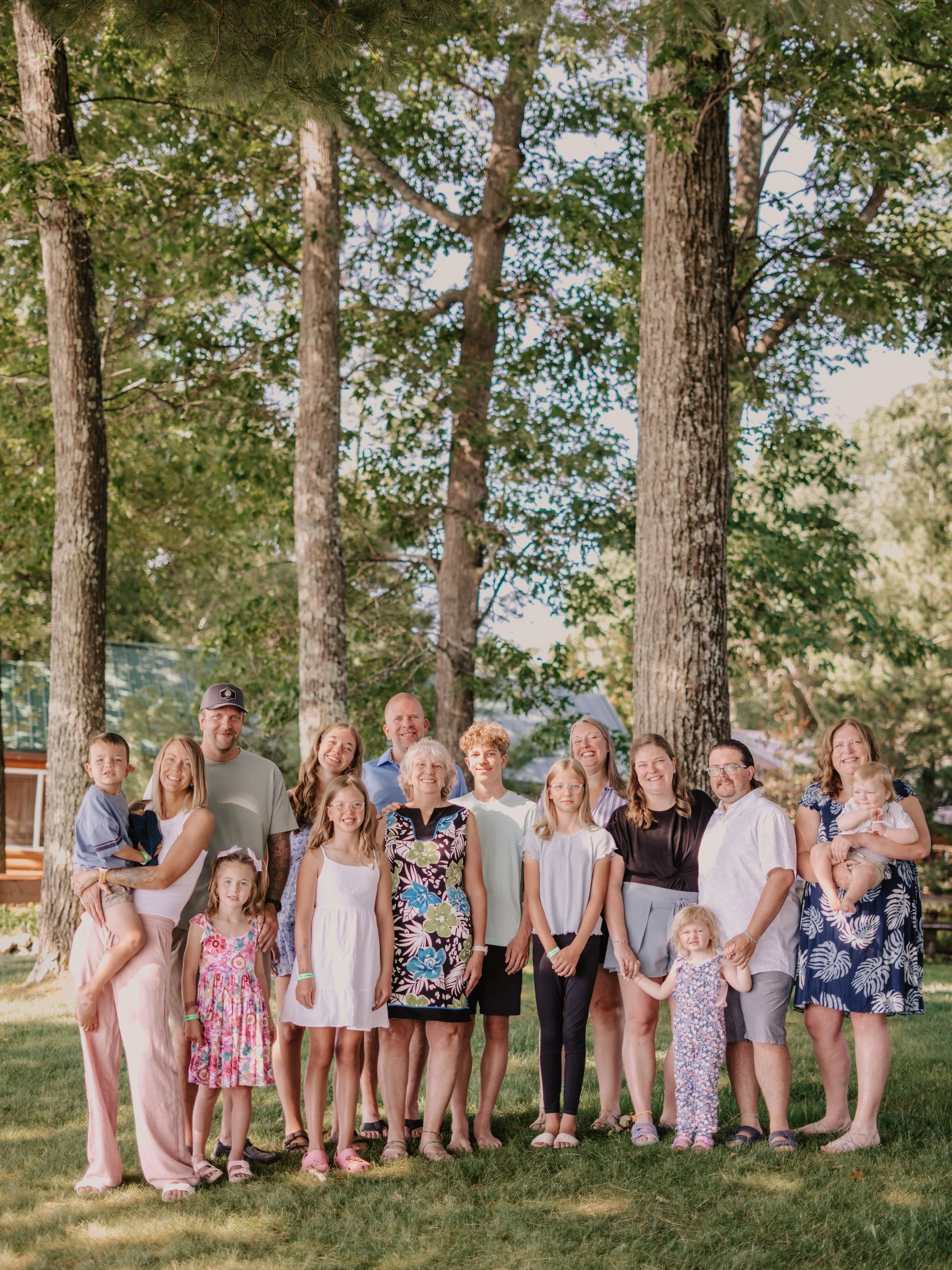 There is nothing better than getting your family all together in your most favorite place and capturing sweet moments along the way. The Hart family was so kind and fun! ☀️