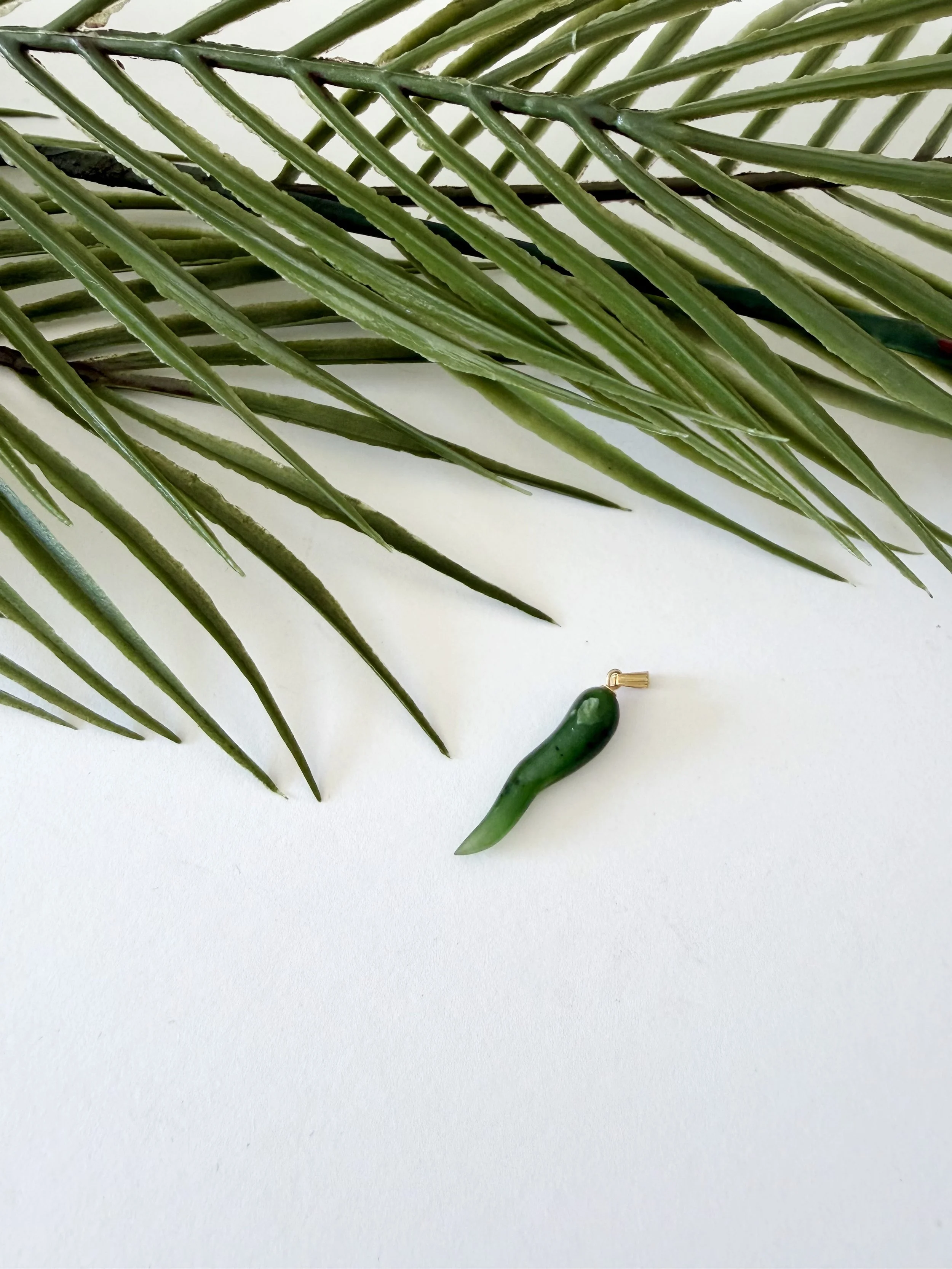 Jade Cornicello Horn Pendant