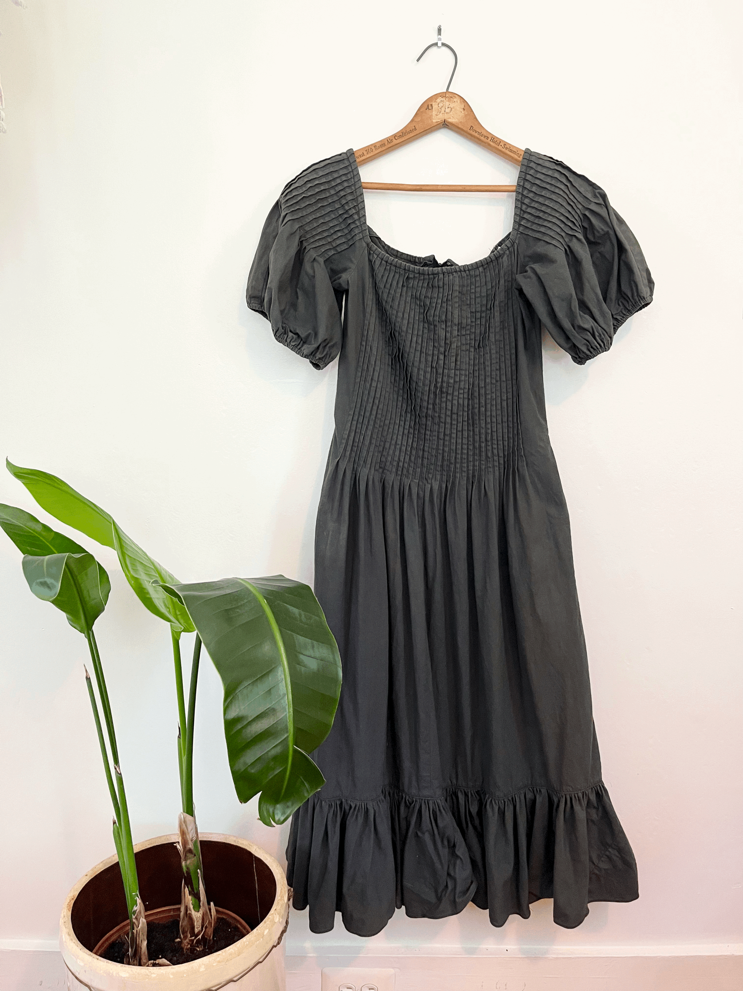 60s Charcoal Puff Sleeve Midi Dress